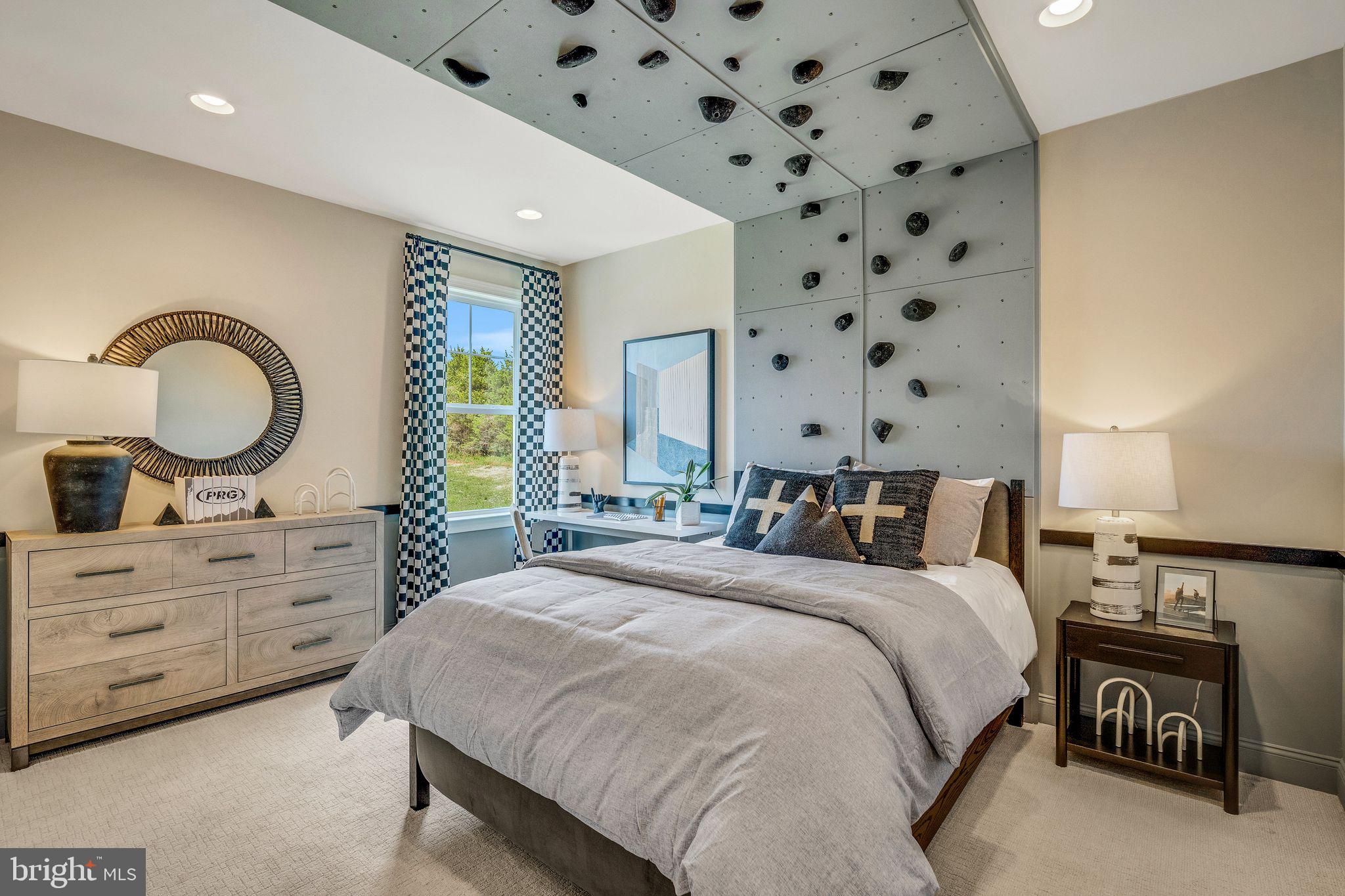 THE MEADOWS AT LONGVIEW - Residential