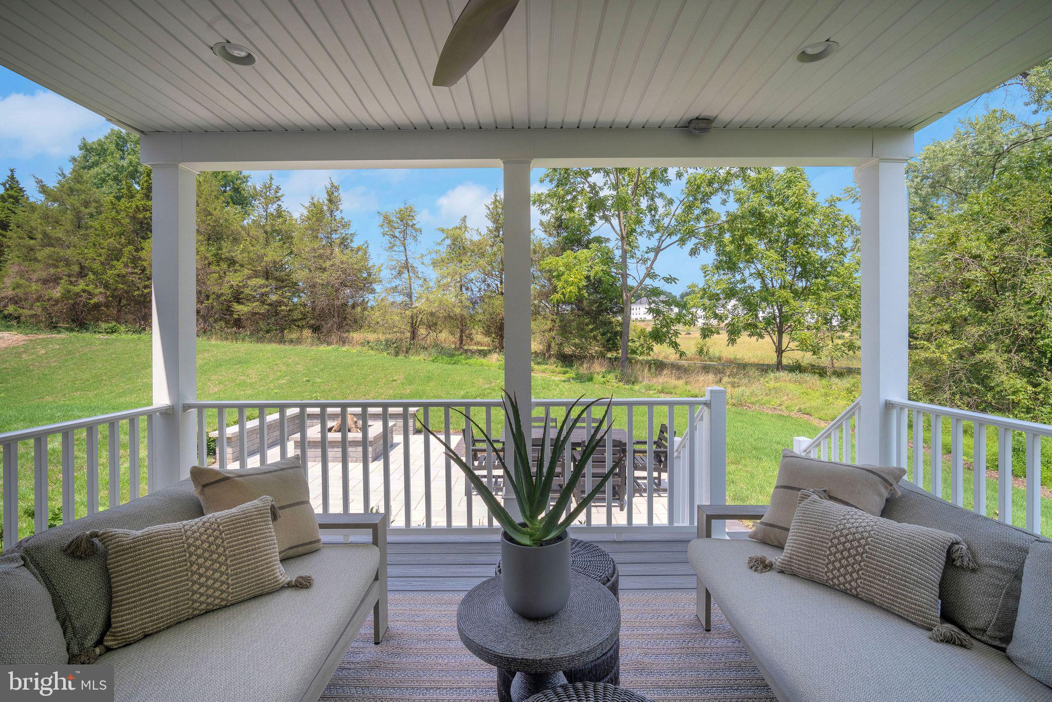 THE MEADOWS AT LONGVIEW - Residential