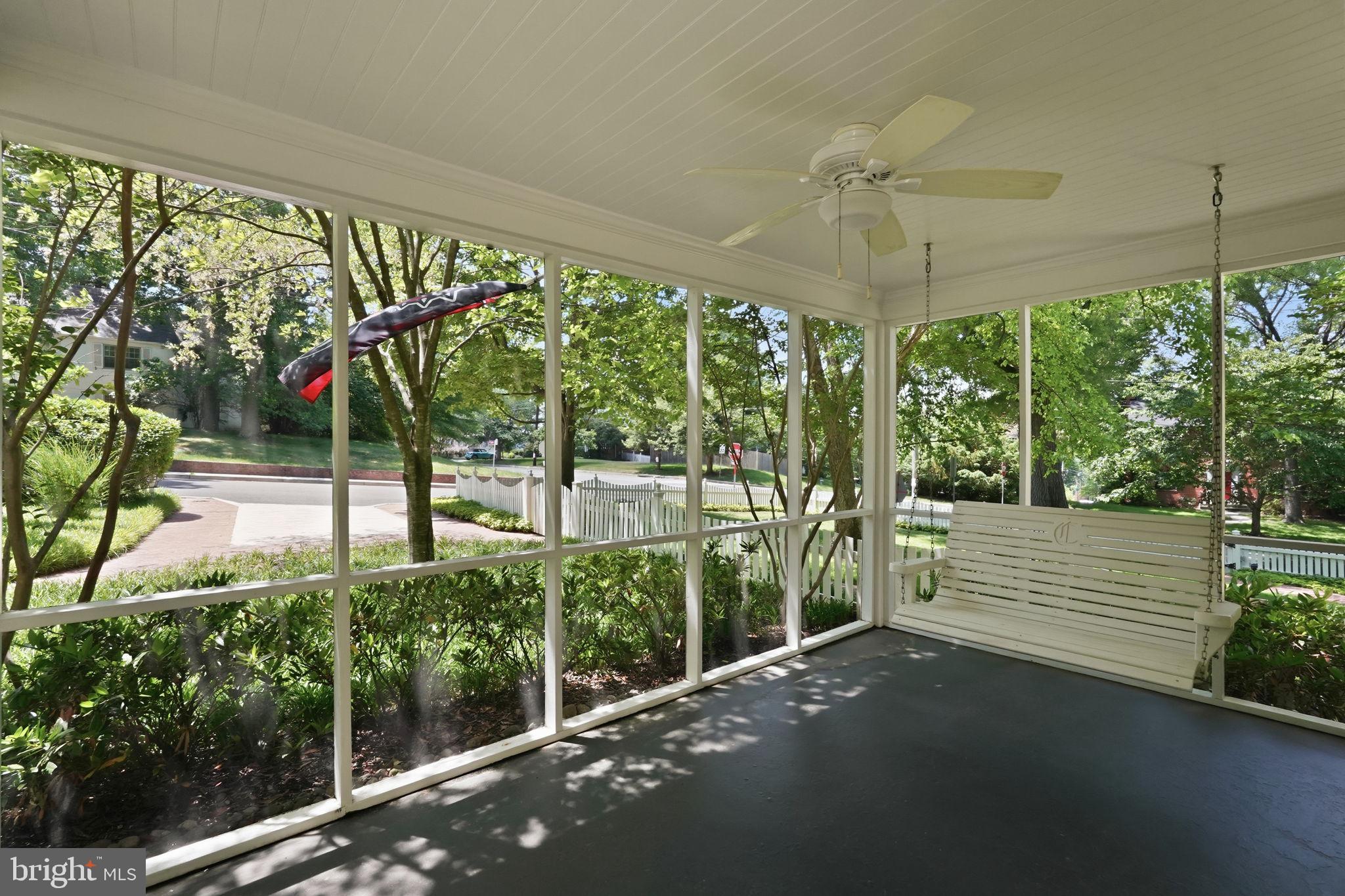 HAWTHORNE - Residential