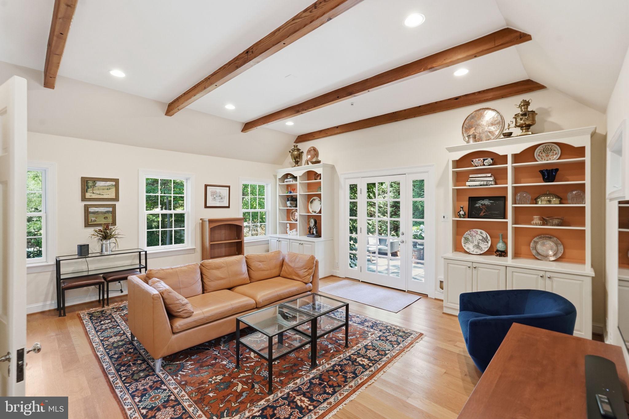 HAWTHORNE - Residential