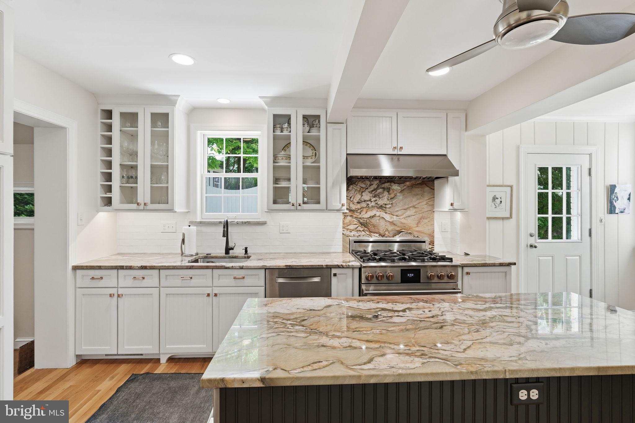 HAWTHORNE - Residential