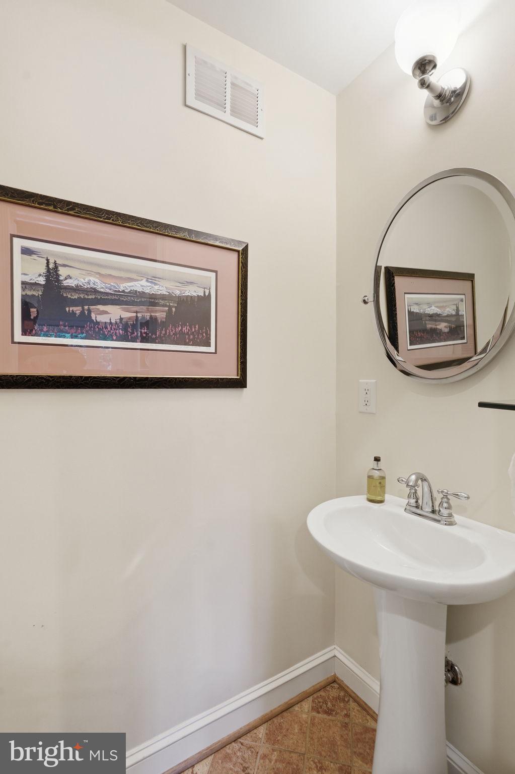 HAWTHORNE - Residential
