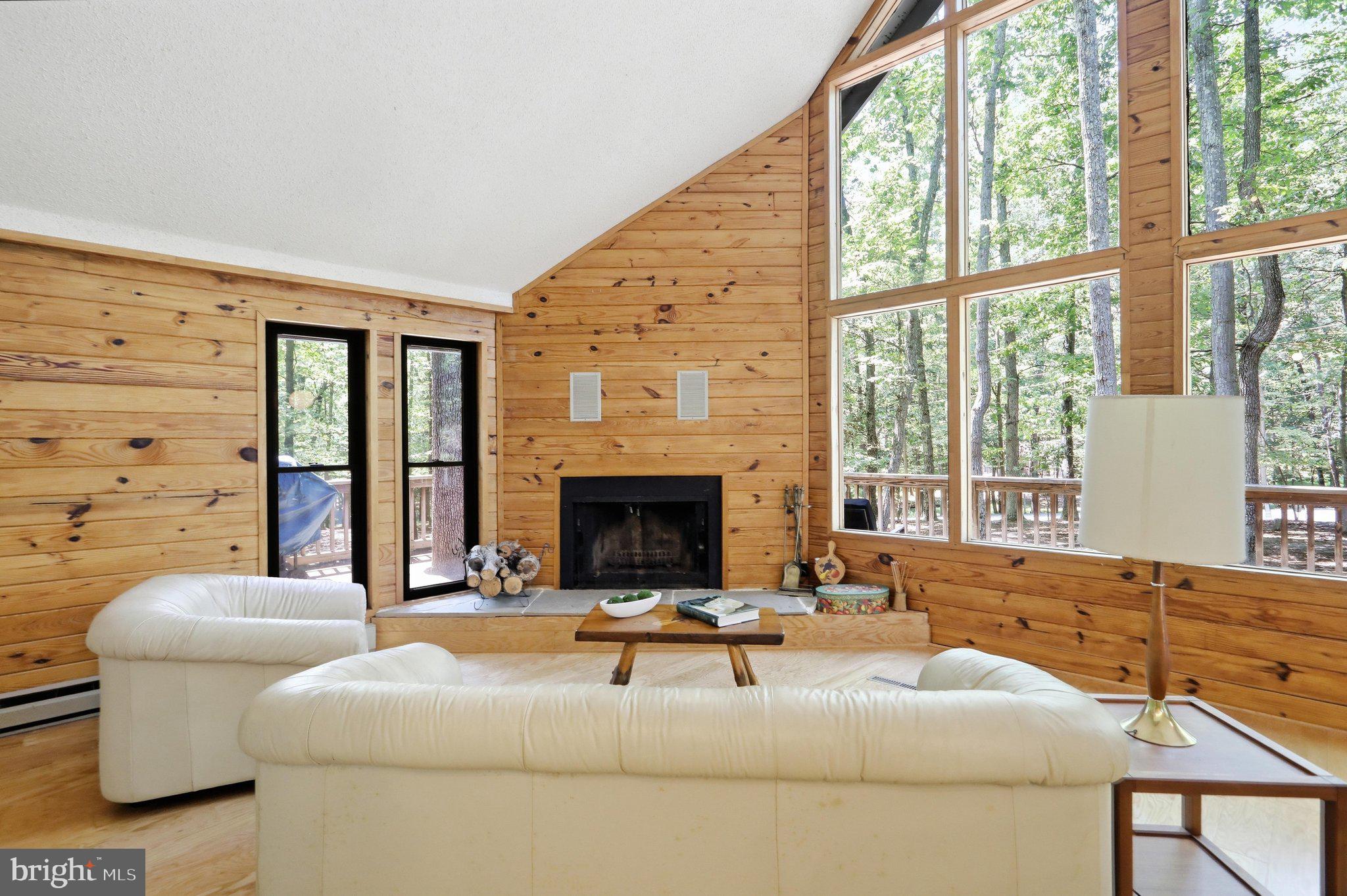 THE WOODS - Residential