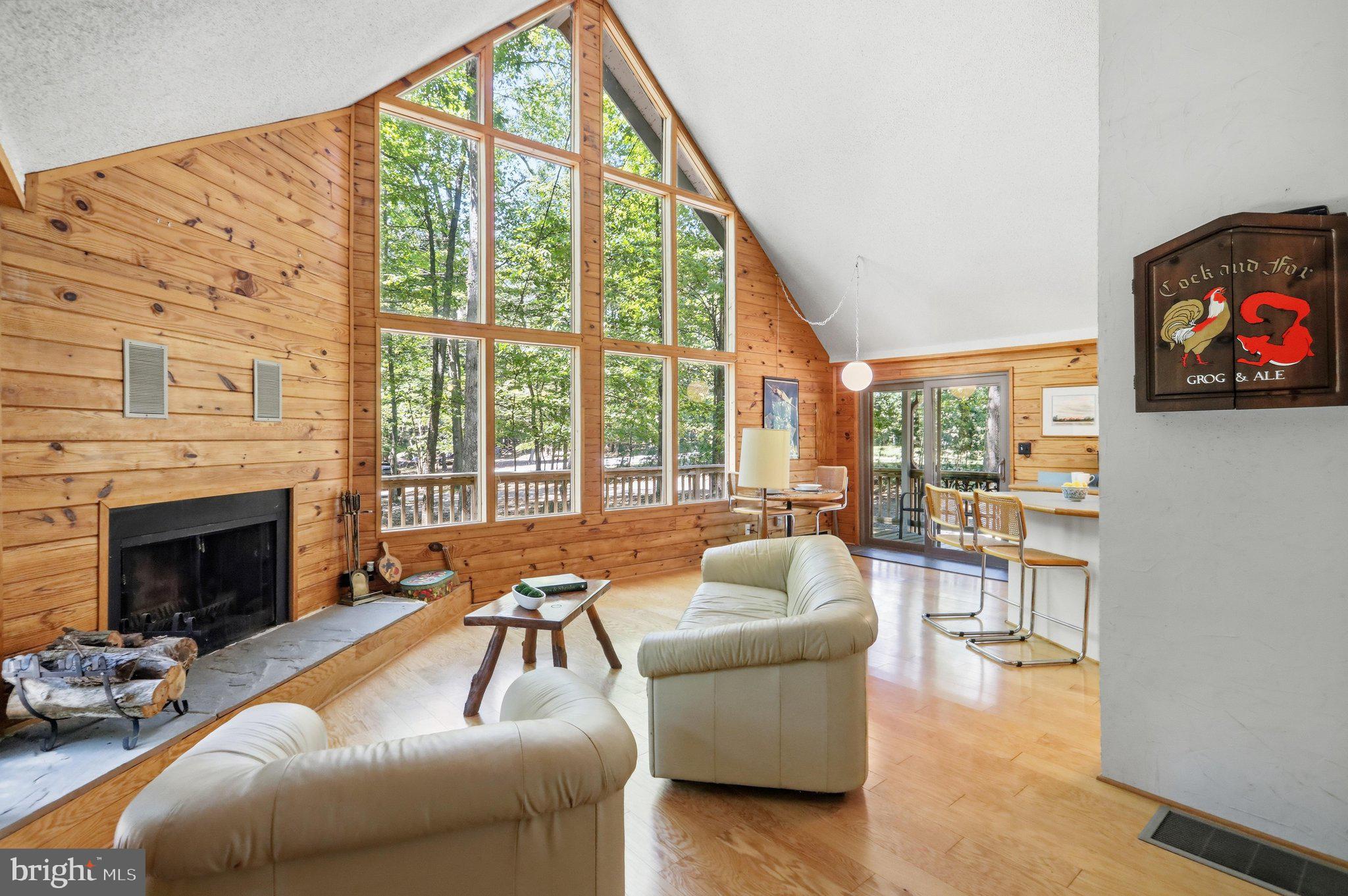 THE WOODS - Residential