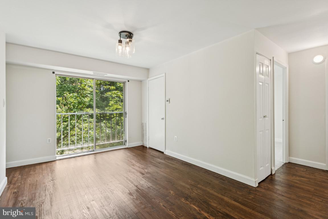 WESTCHESTER WEST - Residential