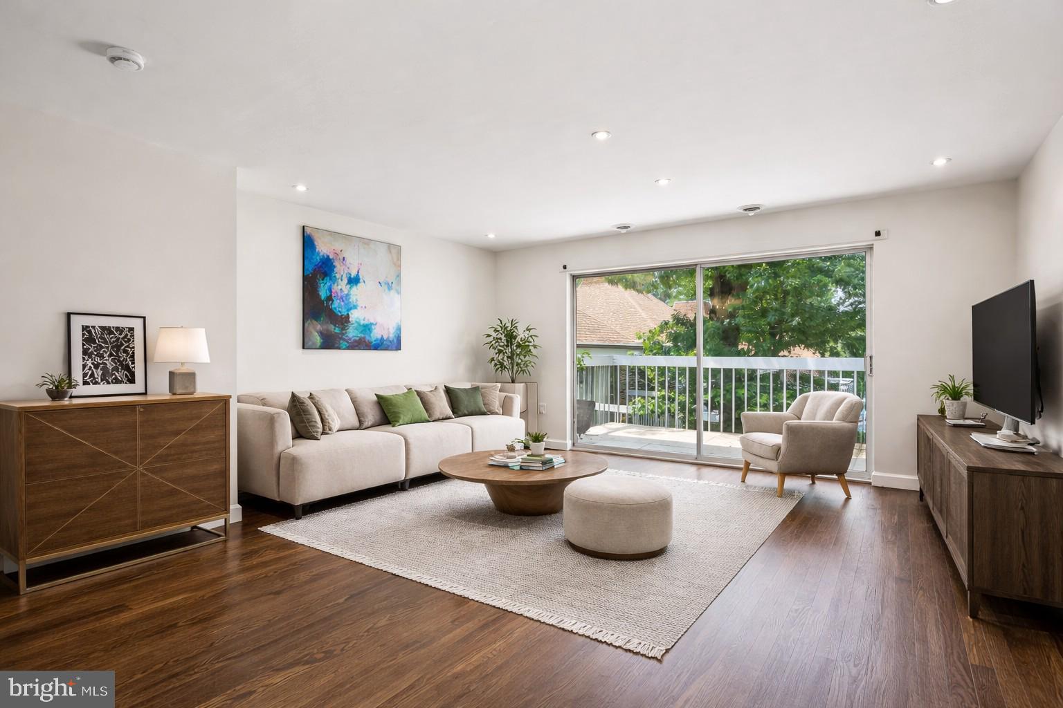 WESTCHESTER WEST - Residential
