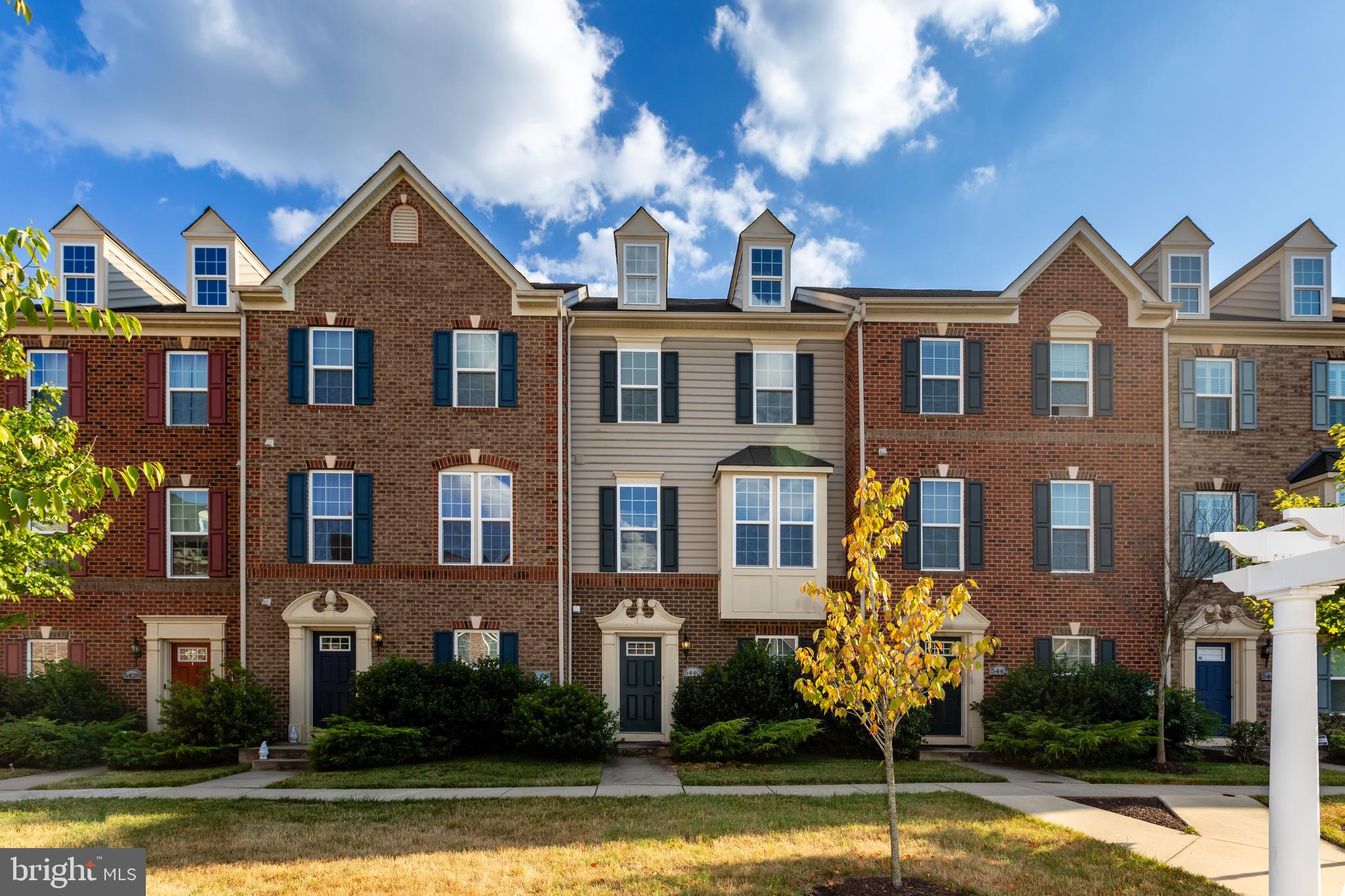 GREENBELT STATION - Residential