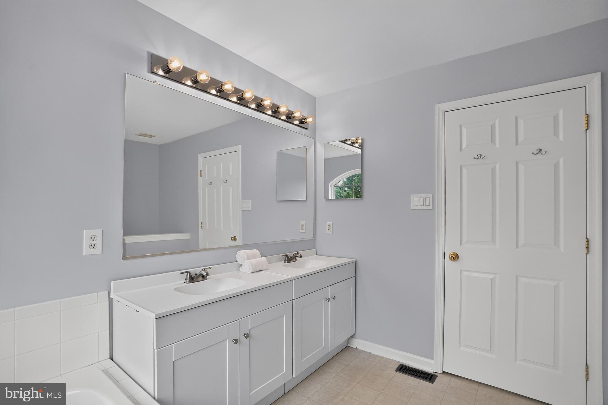 BROOK CROSSING - Residential