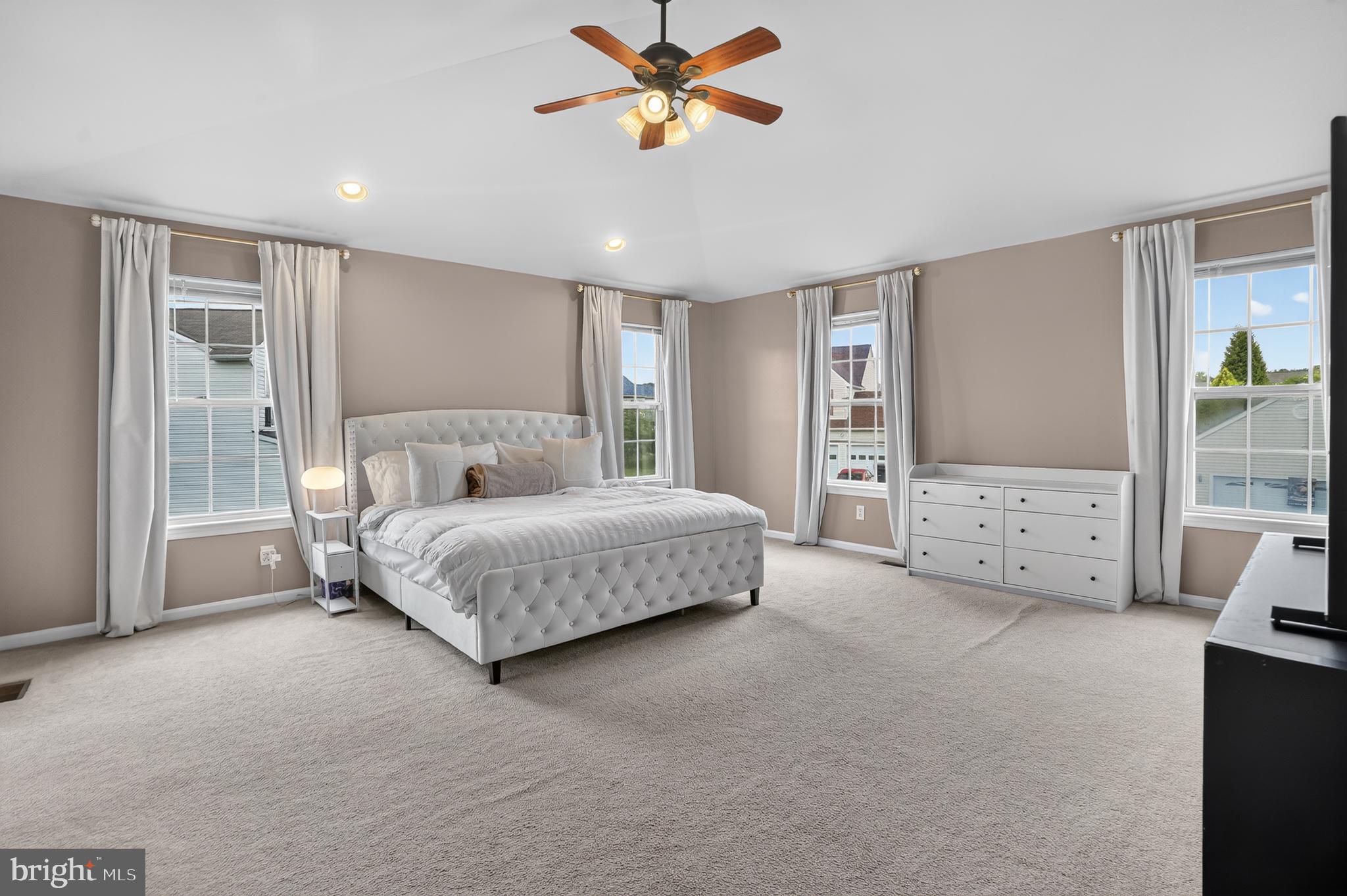 BROOK CROSSING - Residential