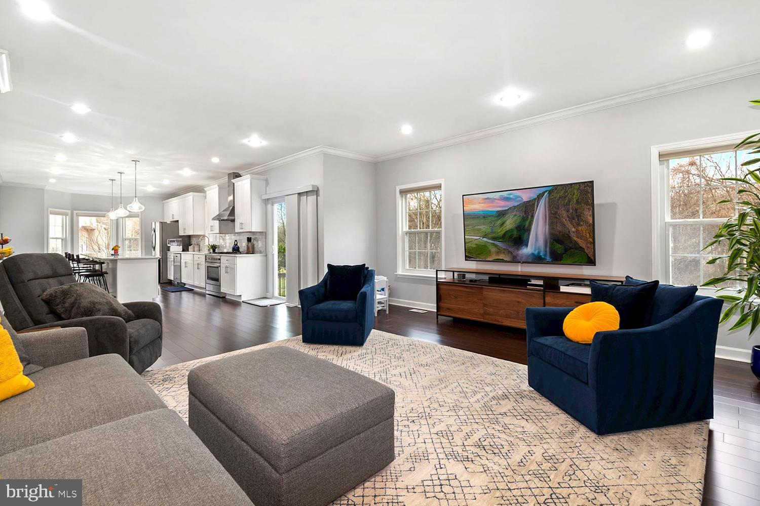 CAMBRIA - Residential