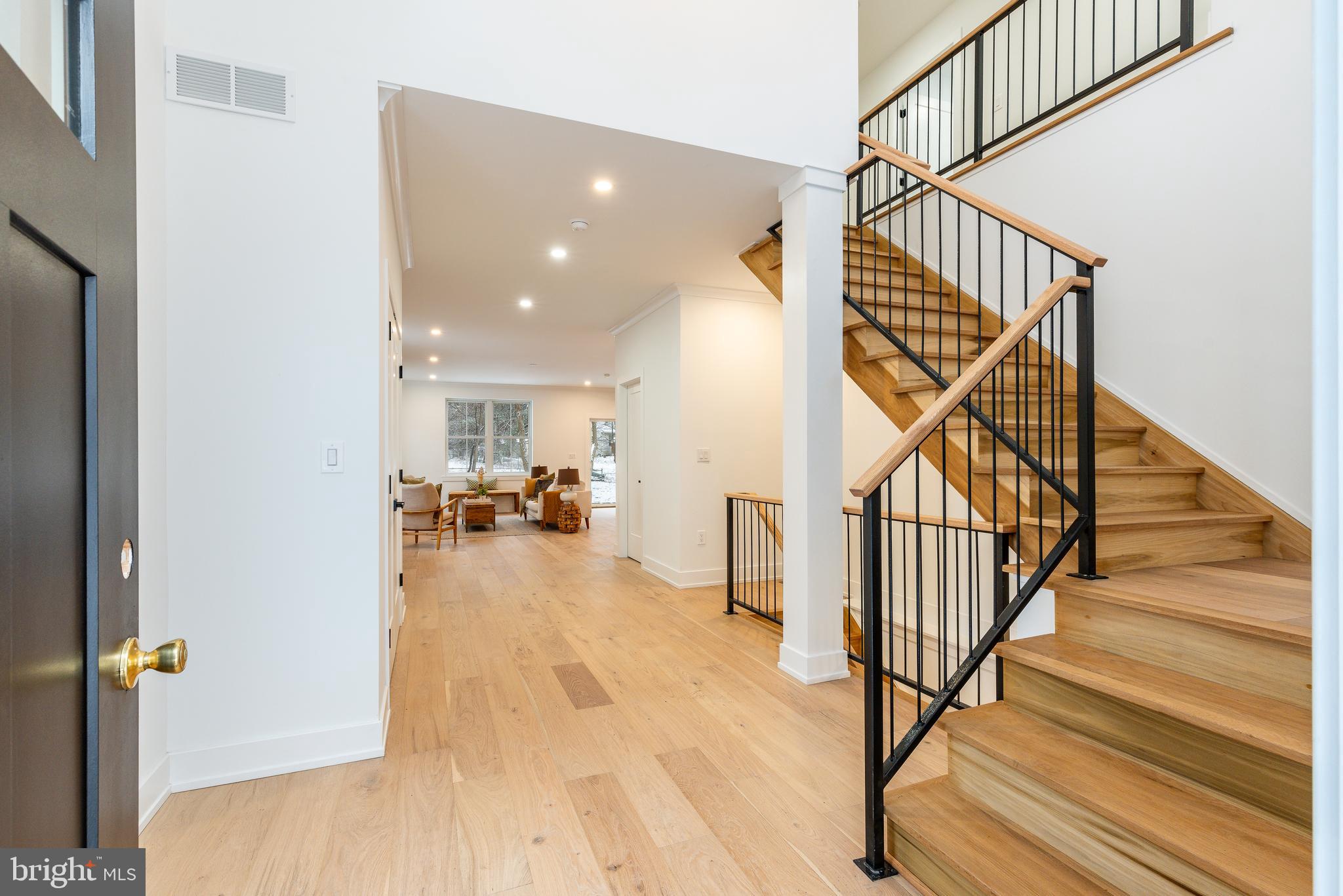 CHURCHVILLE MANOR - Residential