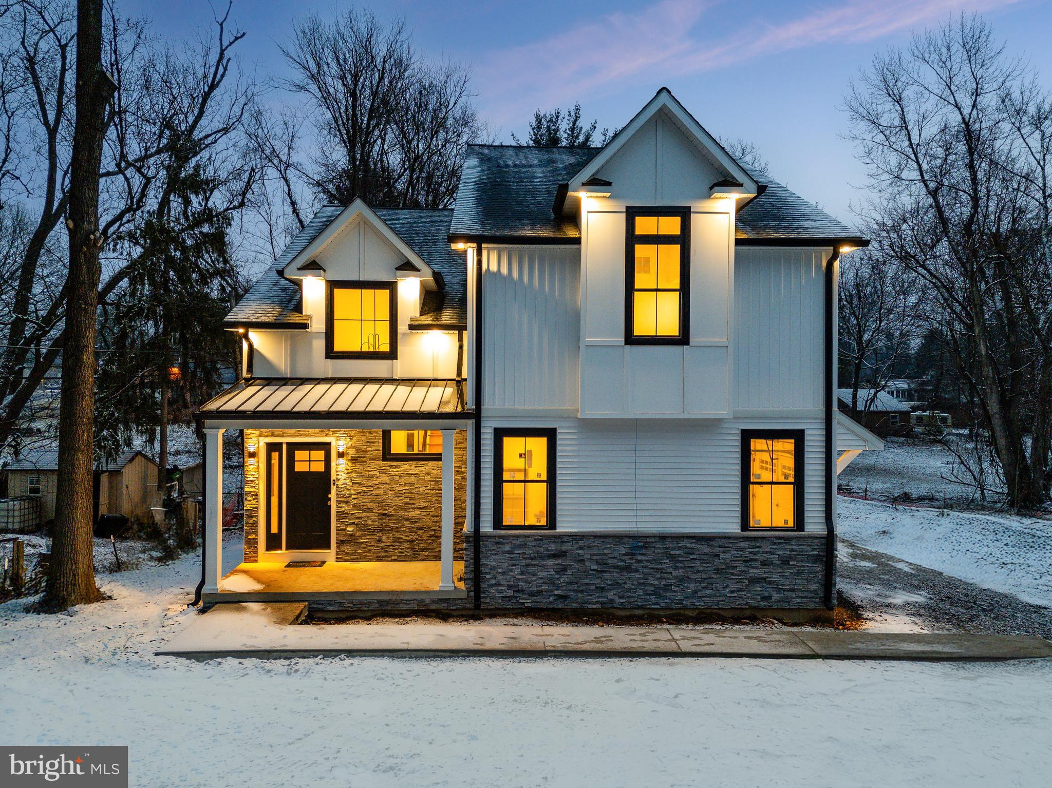 CHURCHVILLE MANOR - Residential