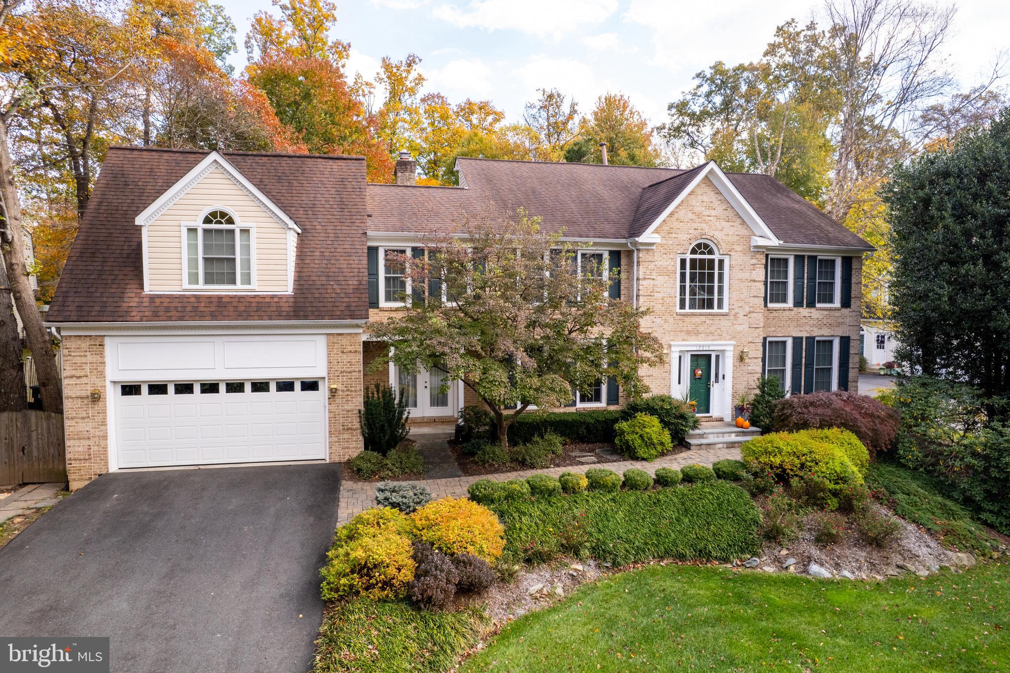 If you are looking for the ultimate backyard, incredible natural light, a move in ready home with vaulted ceilings, walls of windows and situated in the heart of Oakton, this is it!  Set on a beautiful .63-acre lot, it offers a fantastic floorplan, privacy and a true connection to the outdoors with beautiful views from every window.  With approximately 5,500 square feet across three finished levels, it’s a home that lives large and comfortably day to day, but also is the perfect spot for gatherings, entertaining and holidays.  The family room is the heart of it all, with soaring vaulted ceilings and walls of windows that pull in natural light and frame the views of the spectacular backyard.  Walk right out to the deck and pergola, an easy place for morning coffee, or evenings under the stars.  The eat-in kitchen offers a lovely dining area with a huge bay window to soak in the sun,  custom cabinets, granite countertops and a convenient seating bar. The main-level library with built-ins is perfect for work from home.  For fancier occasions enjoy the formal living and dining rooms.  The upper level offers the sought-after four-bedroom, three-bath configuration.   The primary suite feels like its own retreat, with a beautifully renovated spa bath and an incredible custom closet.  A guest suite with expansive windows and updated ensuite bath, and two additional spacious bedrooms share a nicely renovated bath with dual vanity.  The walk-out lower level offers flexibility with a private guest or in-law suite, a rec room and plenty of storage.

Outside is where this home really shines. The fenced backyard is magical, with low maintenance mature landscaping that feels like a manicured garden with birds, butterflies and wildlife. It’s the kind of space where hours are spent playing, dogs roam, and gatherings happen, all while being surrounded by nature.

The sellers have loved the light that fills the home, the sense of space both inside and out, the friendly feel of the neighborhood, and how easy it is to get to everything while still feeling tucked away.   Wonderful school pyramid:  Waples Mill, Franklin, and Oakton High School.  Make a splash this summer and avoid the 8 year wait!  The sellers' coveted Oakton Swim and Racquet Club membership is available under a separate bill of sale.