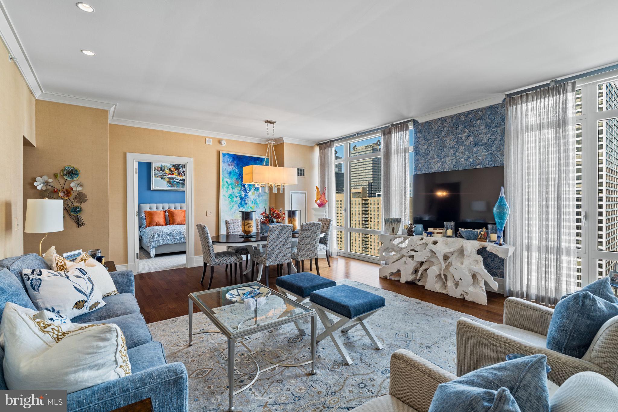 RITTENHOUSE SQUARE - Residential