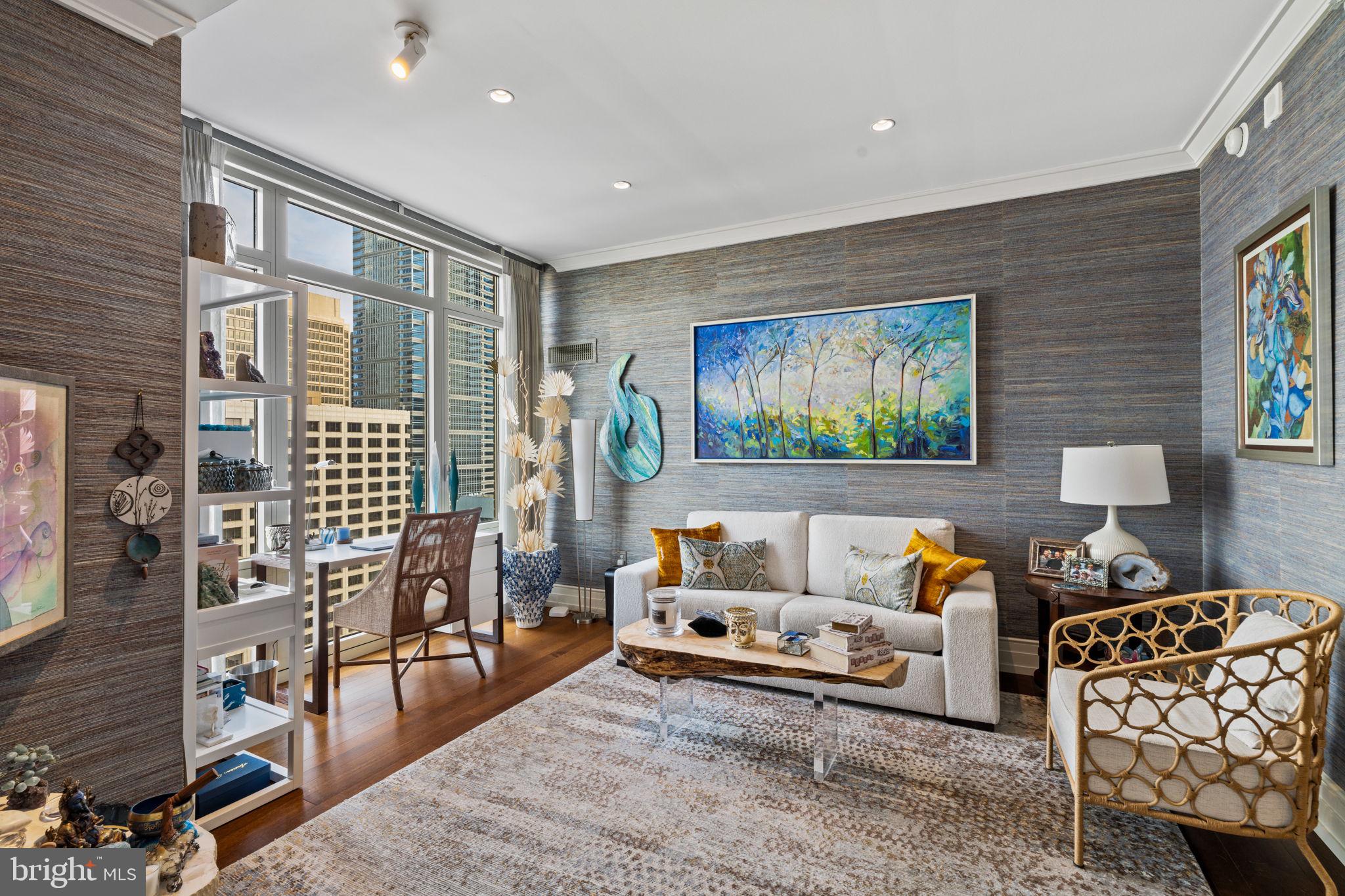 RITTENHOUSE SQUARE - Residential