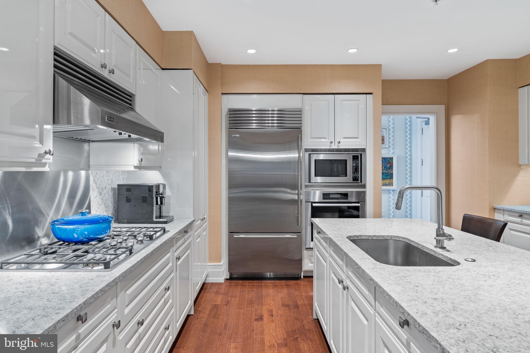 RITTENHOUSE SQUARE - Residential