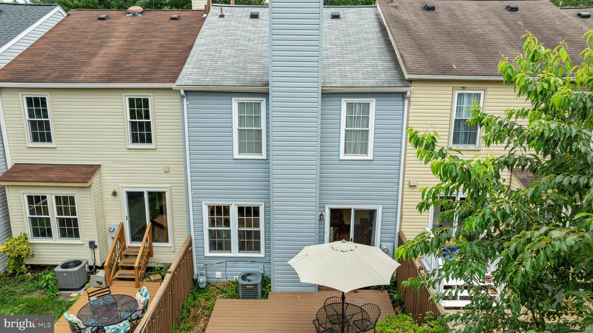 OAK SPRINGS - Residential