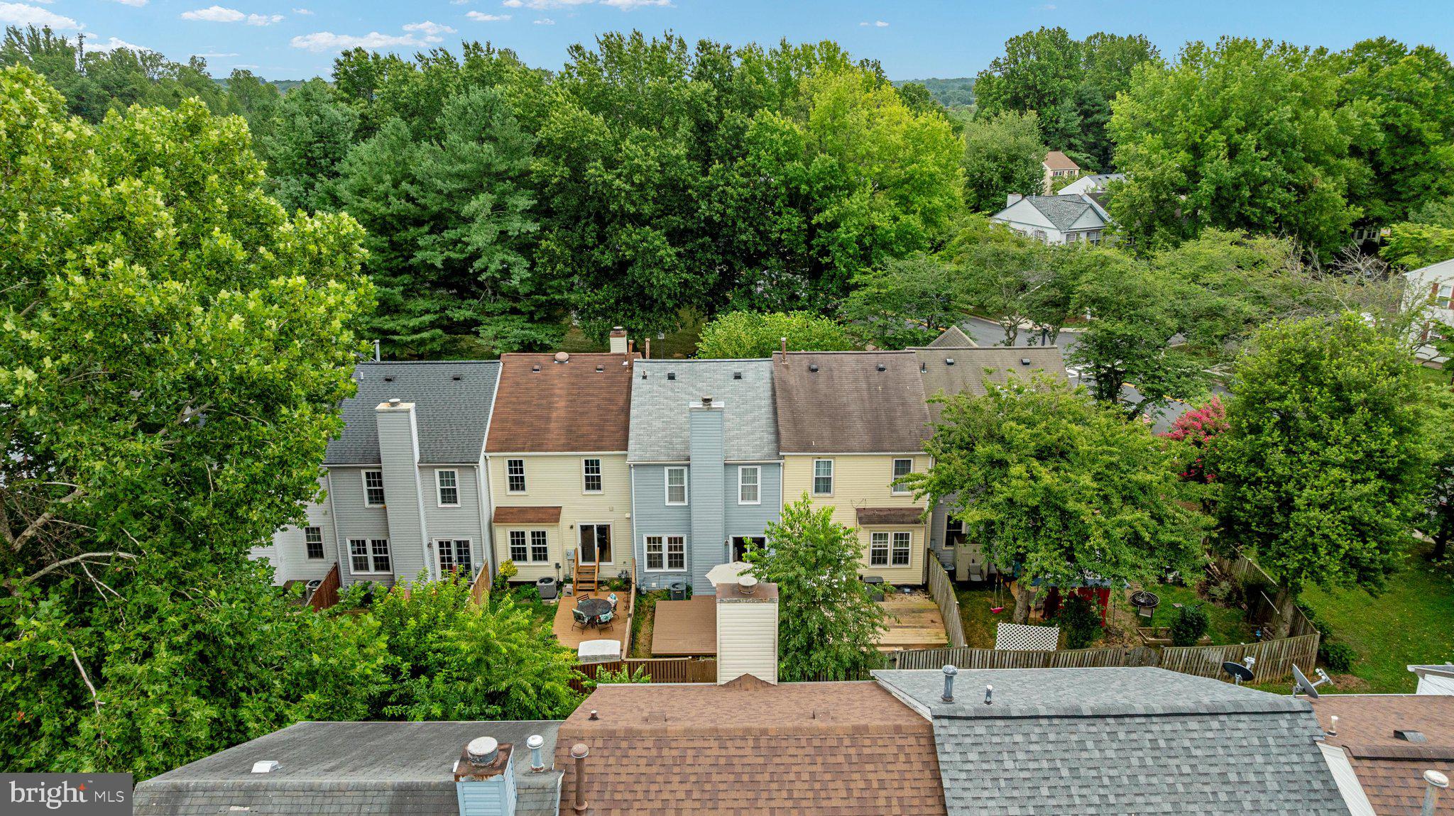 OAK SPRINGS - Residential