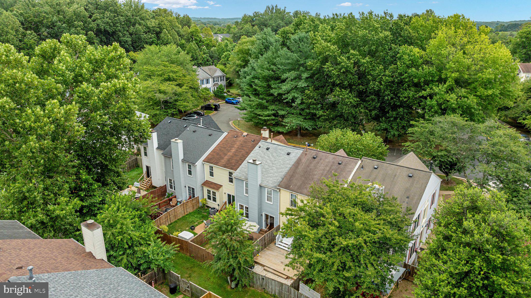 OAK SPRINGS - Residential