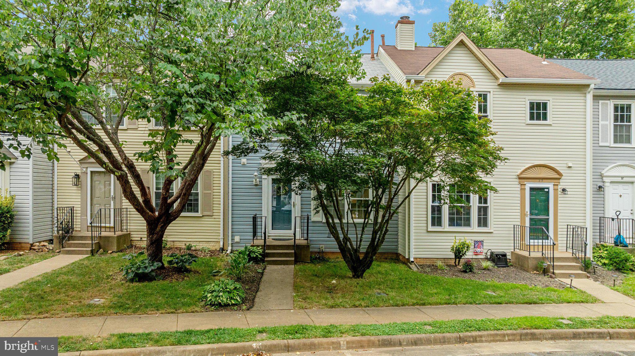 OAK SPRINGS - Residential