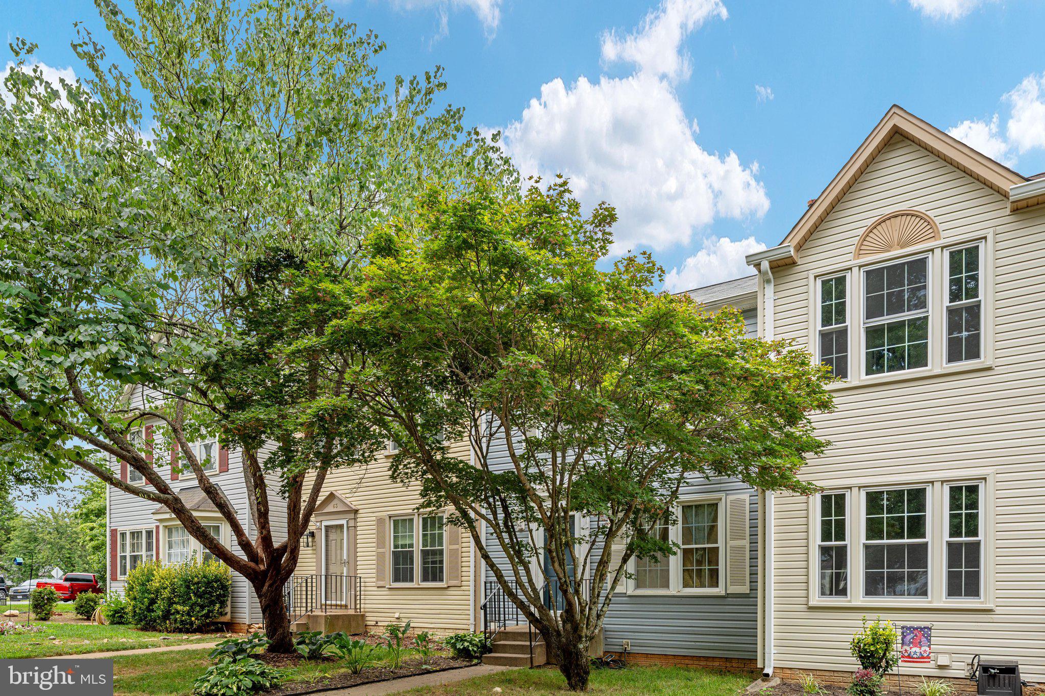 OAK SPRINGS - Residential
