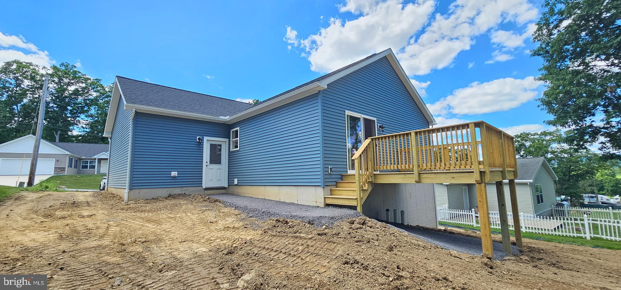 NITTANY GROVE - Residential