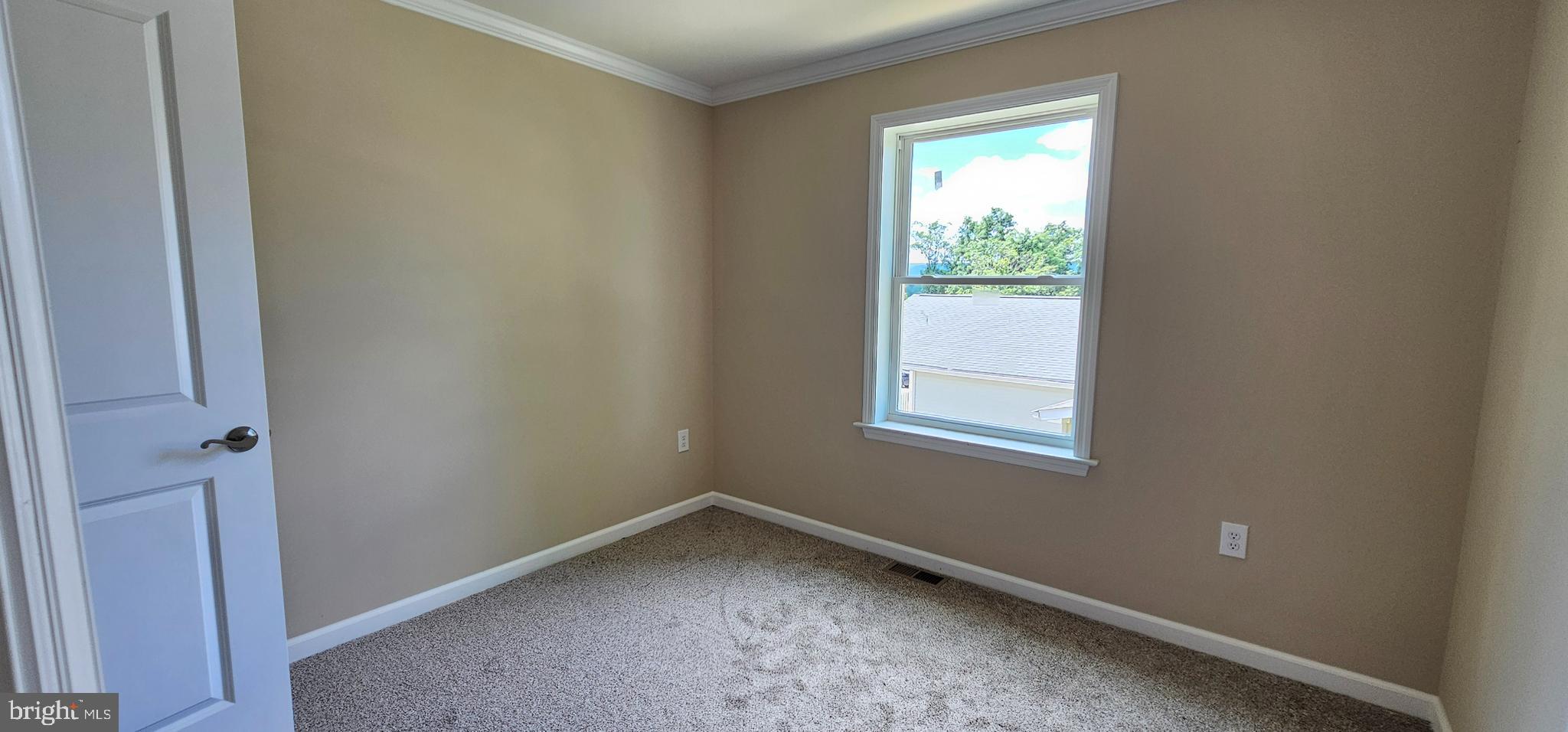 NITTANY GROVE - Residential