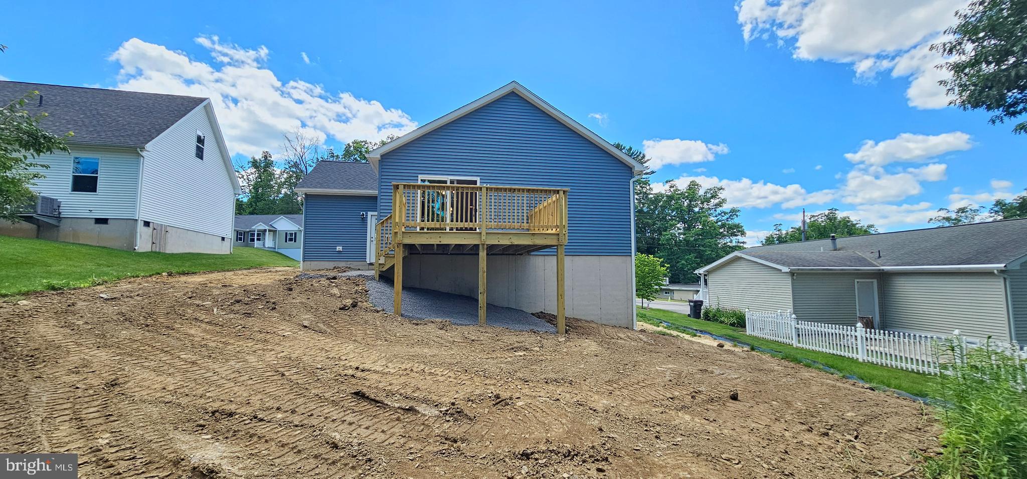 NITTANY GROVE - Residential