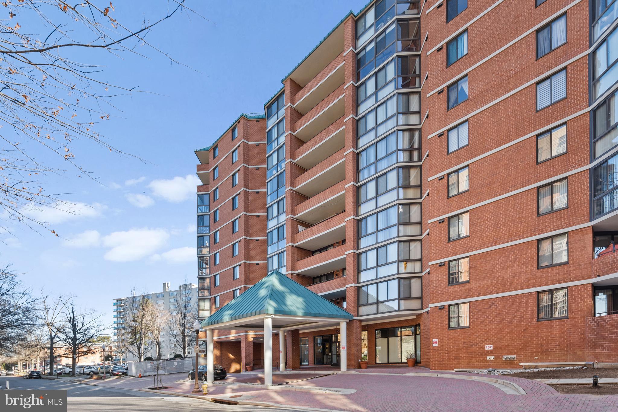 Welcome to this well-maintained 1 bedroom, 1 bathroom condo in the highly sought-after Eastview at Ballston. The unit is bathed in great natural light, accentuating the unique floorplan that exudes a sense of spaciousness and fun. A wonderful sunroom adds a charming touch, providing a delightful space to relax and unwind.

The kitchen boasts stainless steel appliances, complementing the modern aesthetic of the condo. The bedroom features a custom closet to maximize storage options, ensuring a clutter-free living experience. Convenience is key with an in-unit washer and dryer, adding to the overall functionality of the home.

Residents of Eastview at Ballston enjoy a suite of desirable building amenities, including a refreshing pool, inviting jacuzzi, BBQ grills for outdoor gatherings, a well-equipped gym, a convenient bus center, and the luxury of a concierge service. The location is unbeatable, offering walking distance access to a plethora of dining, eating, and entertainment options. Just 2 blocks away, the Ballston-MU metro station and nearby bus and commuter routes provide easy transportation access. With a walk score of 94, this condo is considered a "walker's paradise," epitomizing the perfect blend of comfort, convenience, and vibrant city living.  There are 2 realtor bars, my box has a business card and phone number on it.