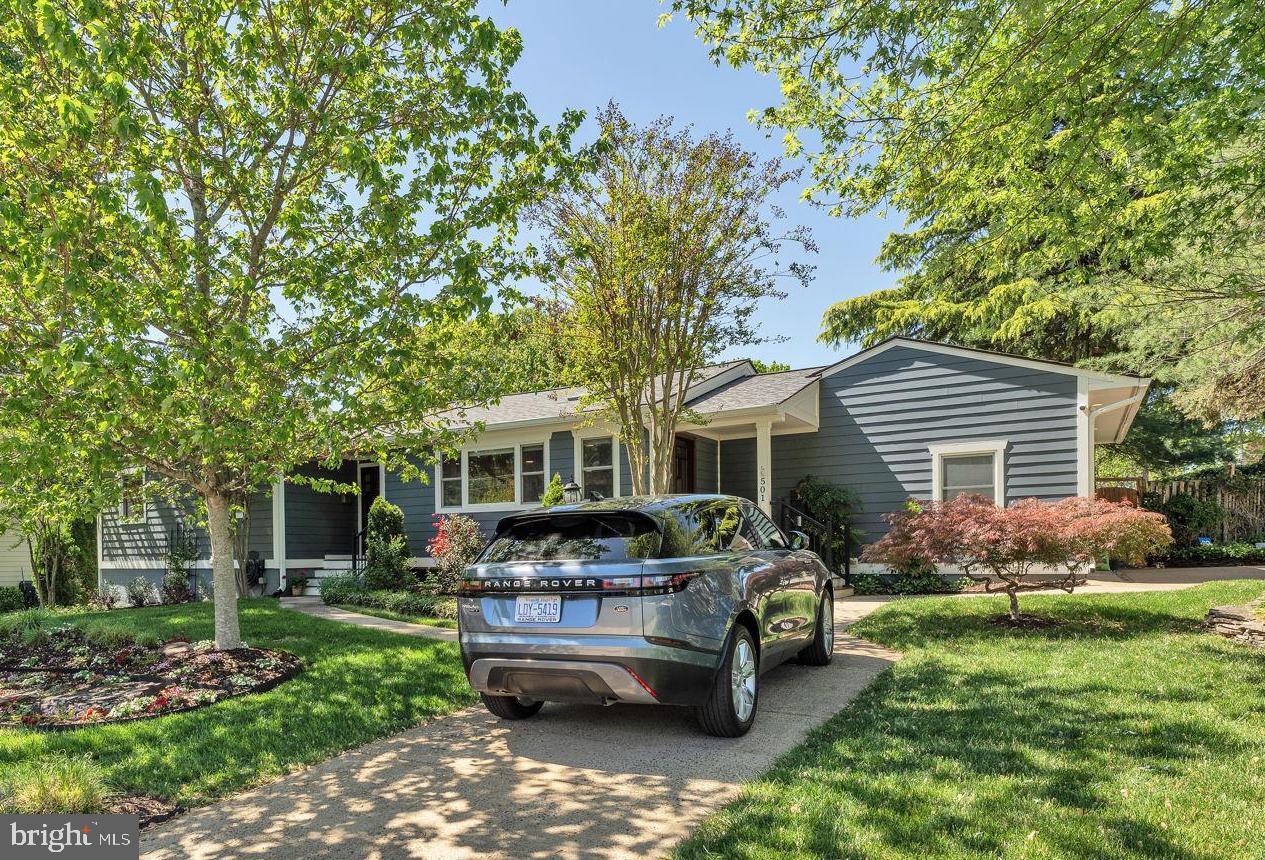 VIENNA WOODS - Residential