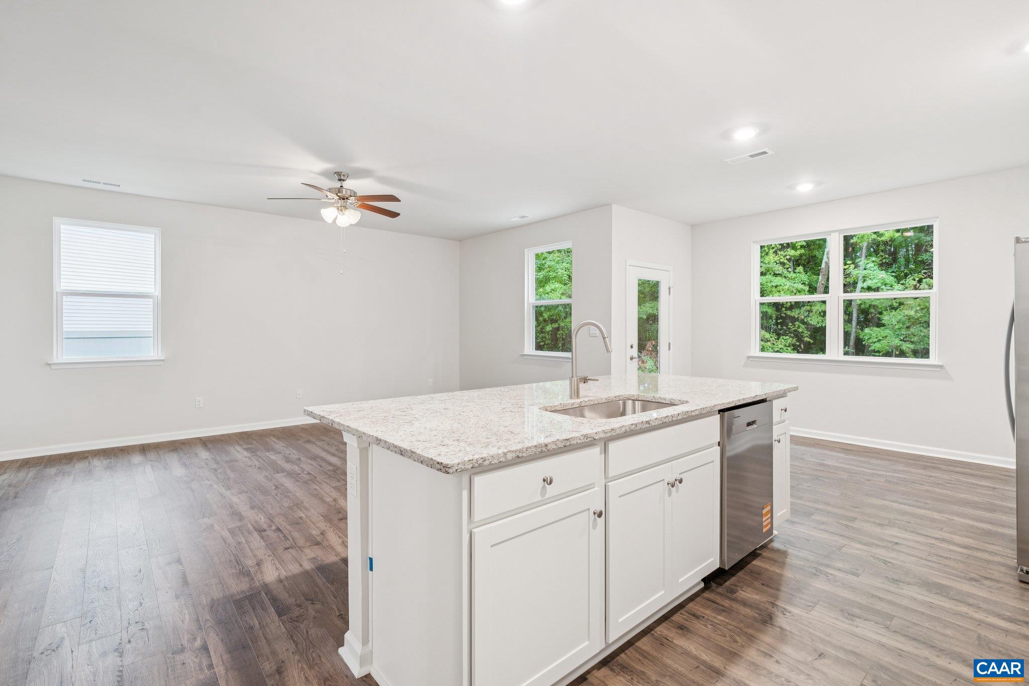 GREEN SPRING ESTATES - Residential