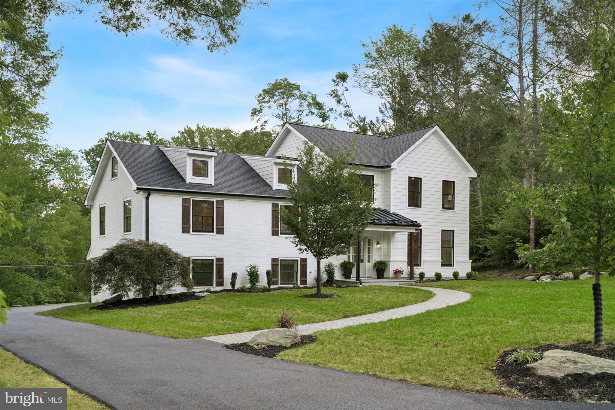 GLADWYNE - Residential