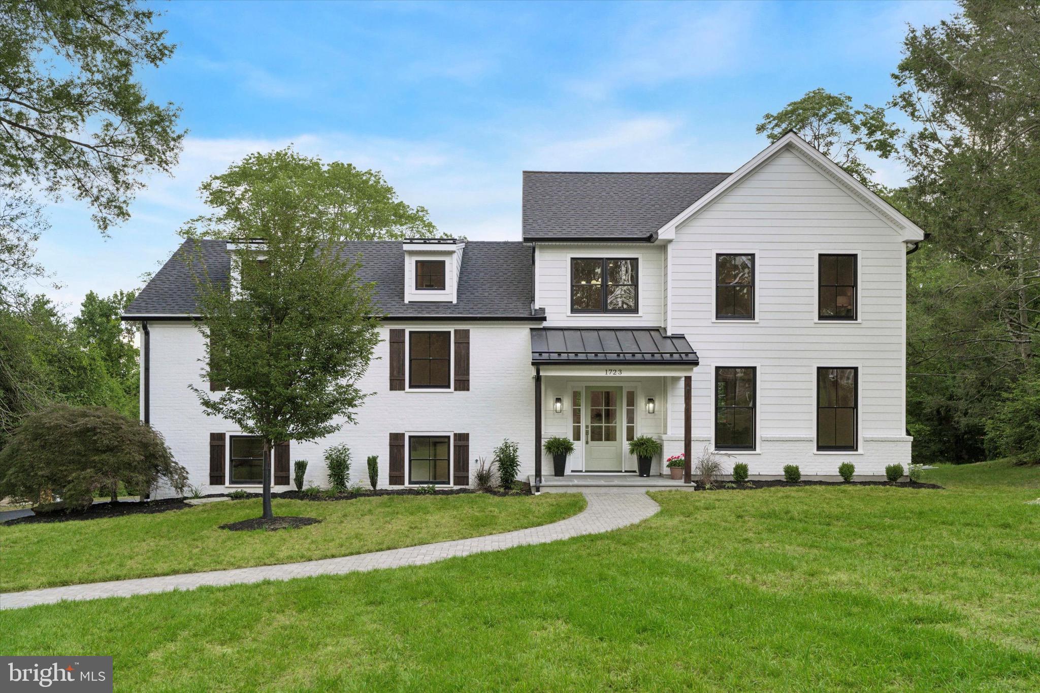 GLADWYNE - Residential