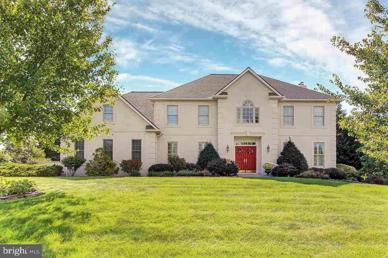 Distinctive Jeffrey L. Henry custom built home in desirable Brittany. Impressive 2 story entrance foyer. Open floor plan with large kitchen, dining area, formal dining & living rooms and family room. 4 bedrooms and 4.5 baths with large master suite. Heated 18x36 inground pool with newer liner. Additional rear lot with deeded easement for more privacy. See associated docs for more details and improvements.