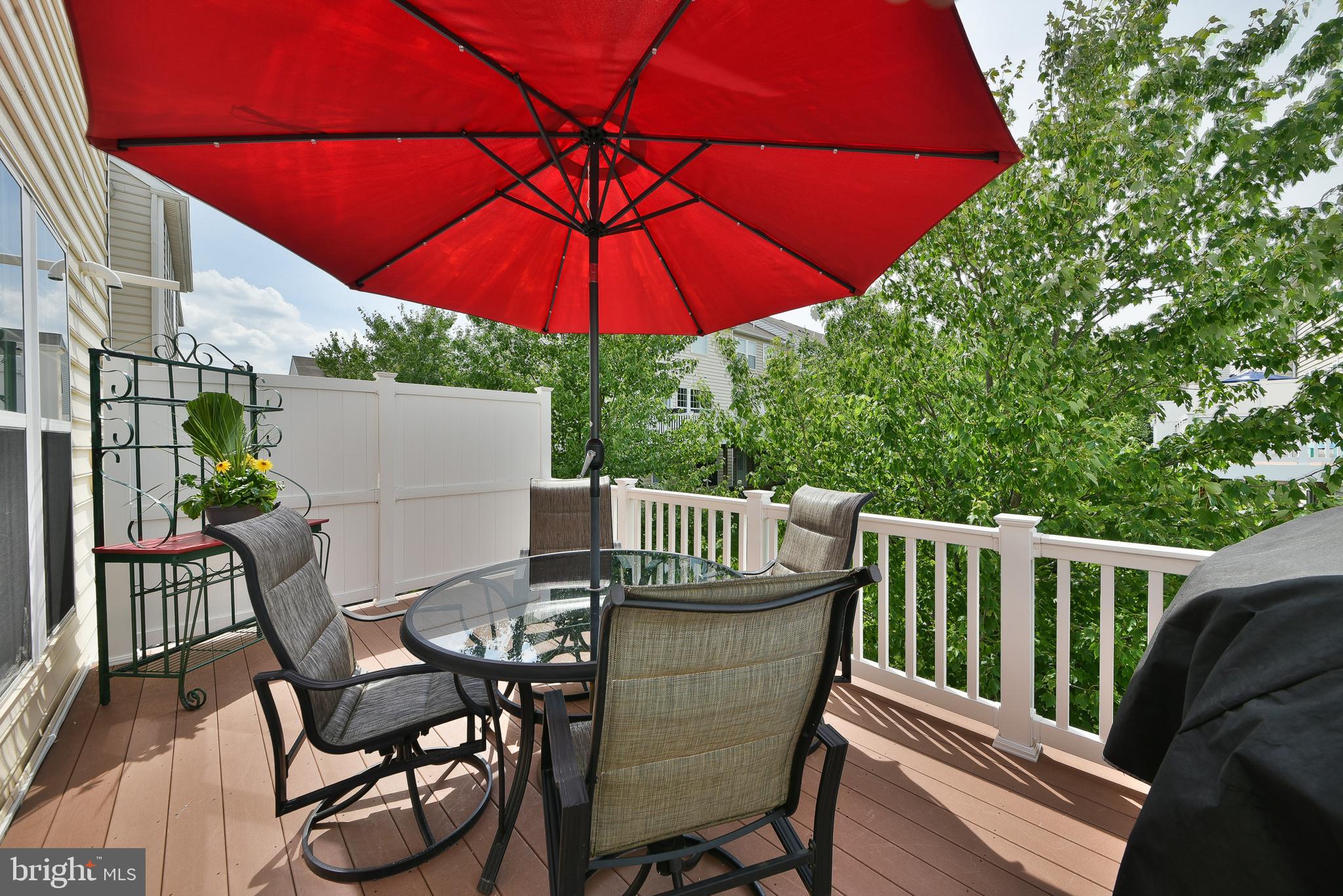 MONTGOMERY POINTE - Residential