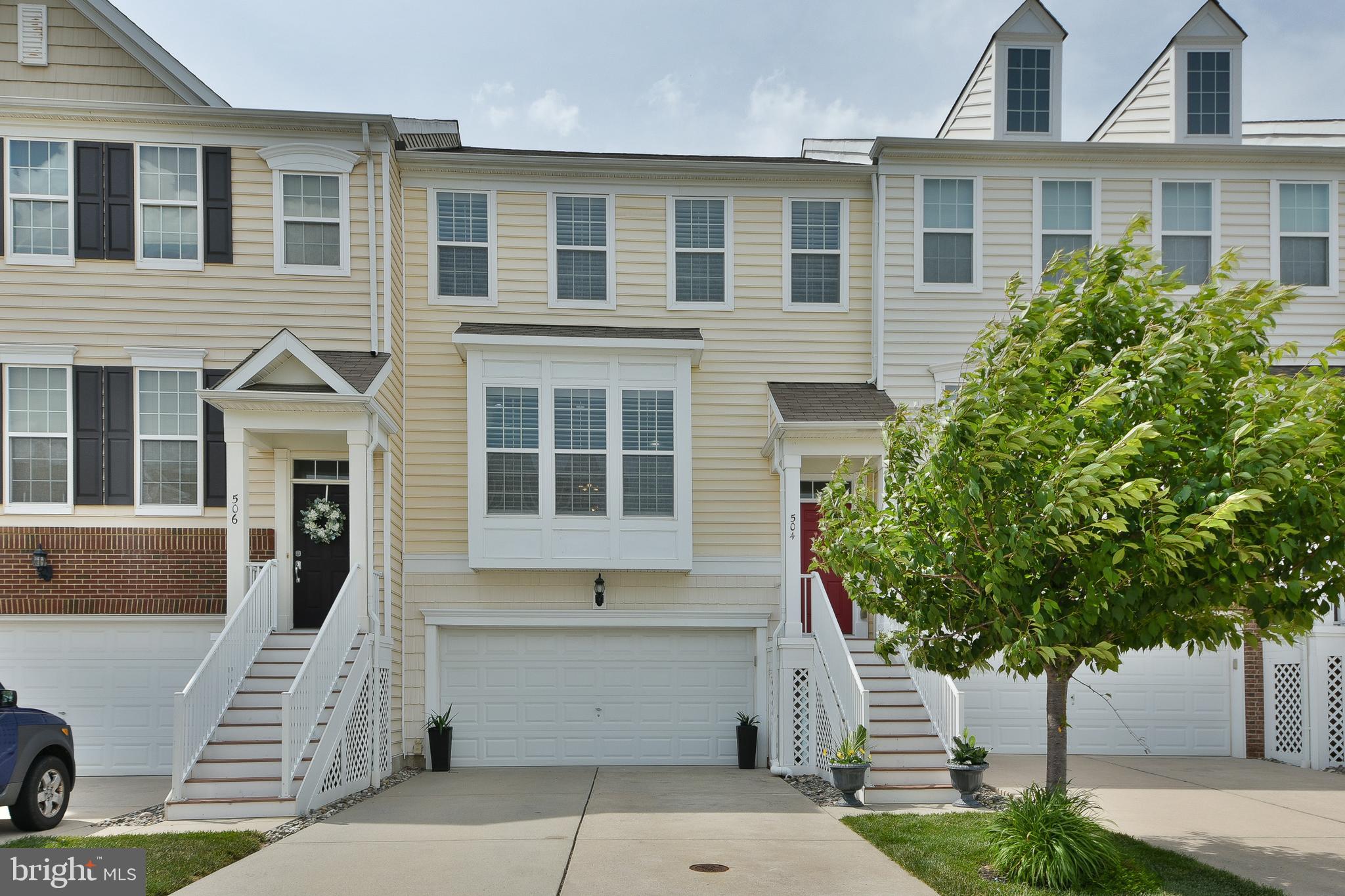 MONTGOMERY POINTE - Residential