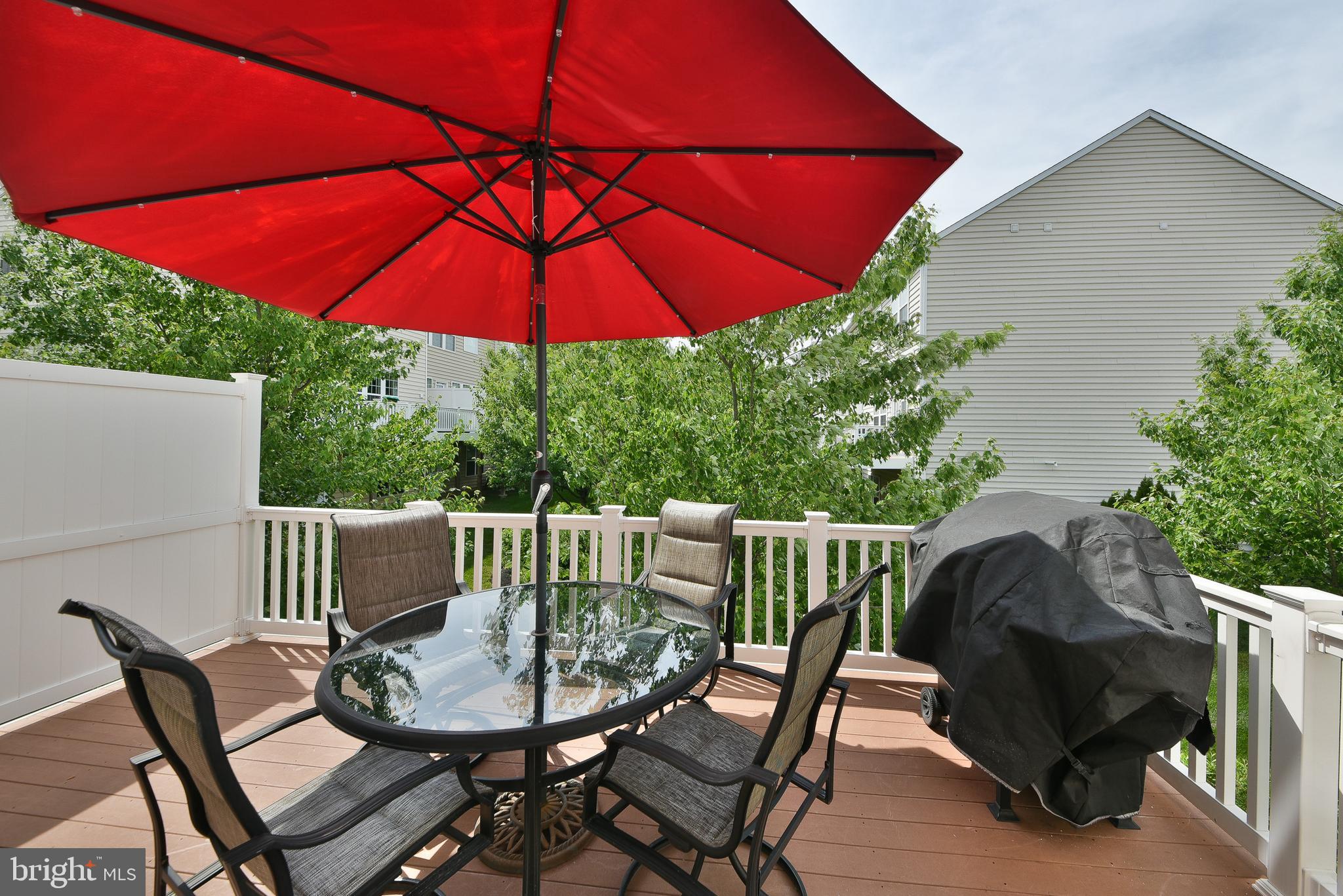 MONTGOMERY POINTE - Residential