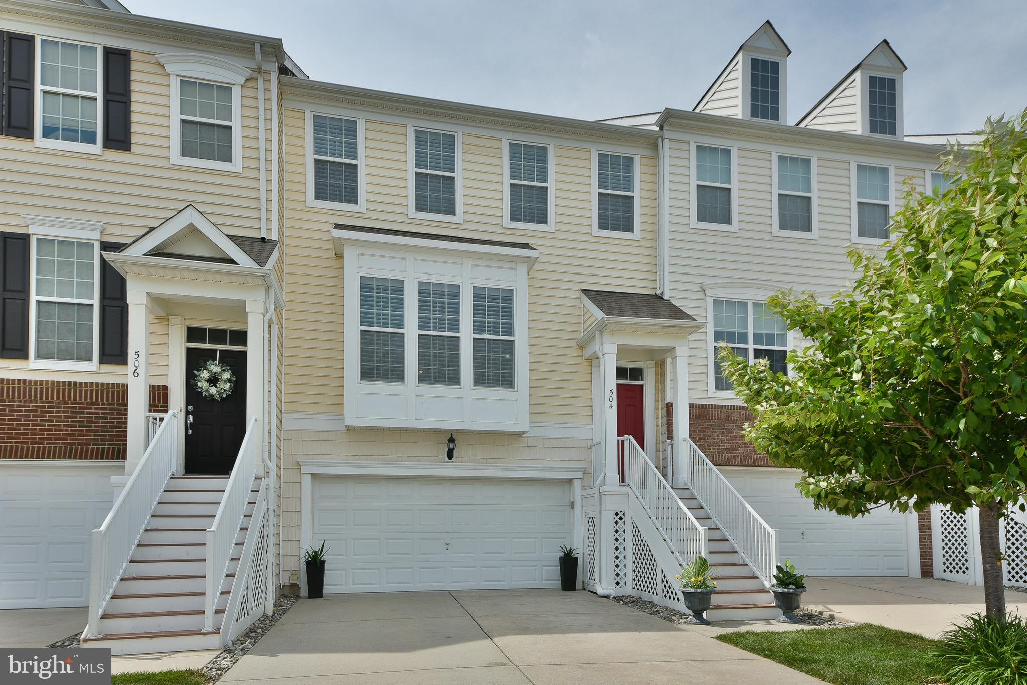MONTGOMERY POINTE - Residential