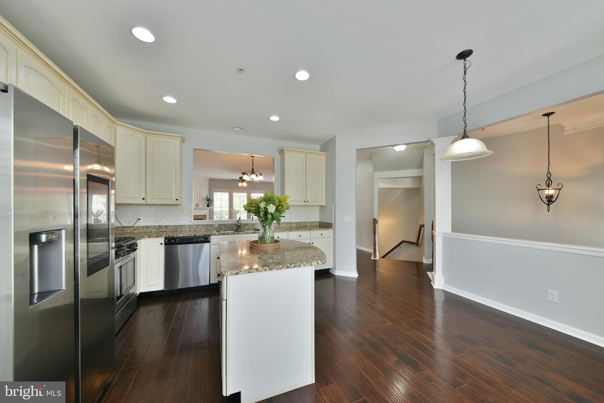 MONTGOMERY POINTE - Residential