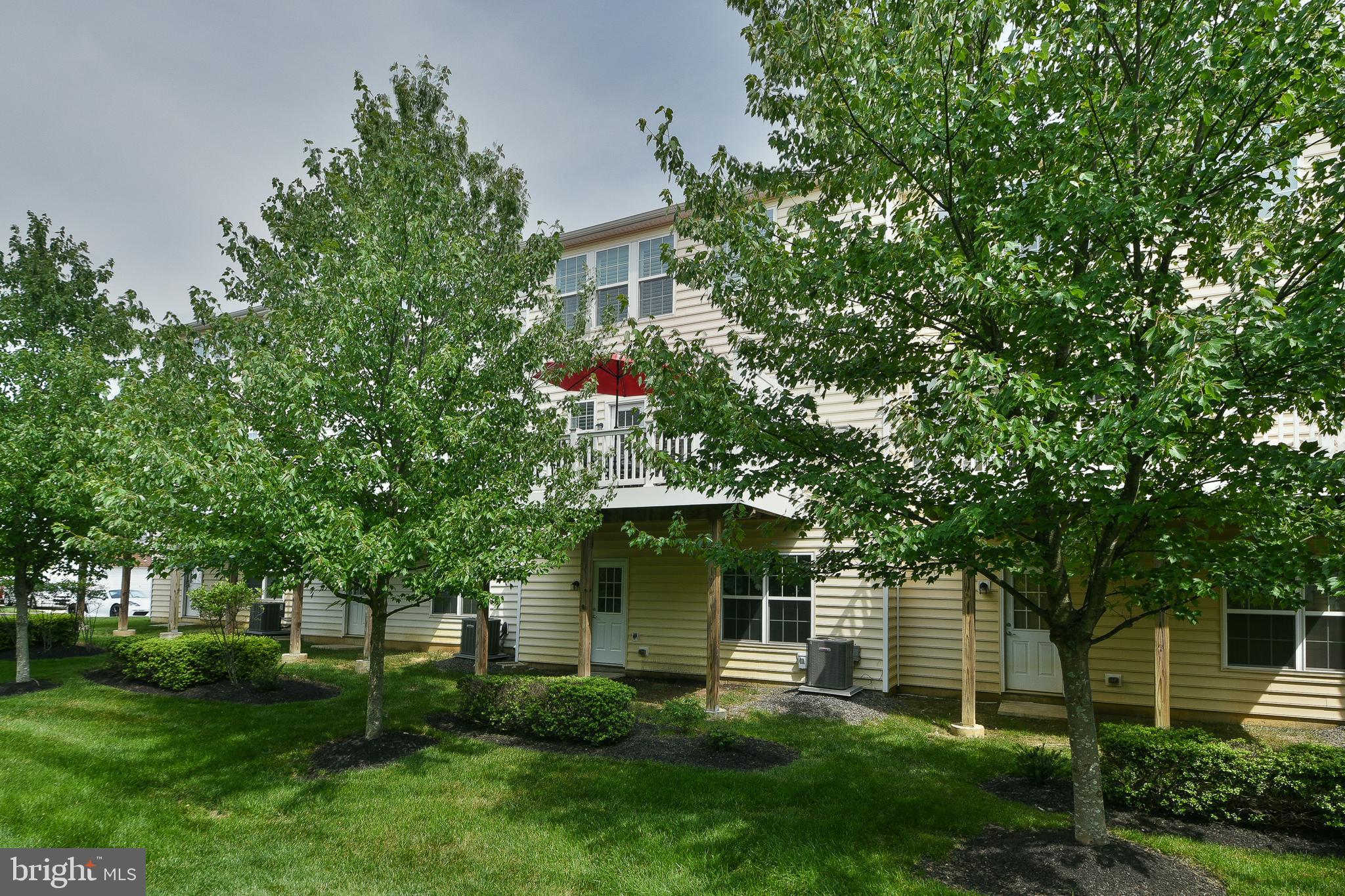 MONTGOMERY POINTE - Residential