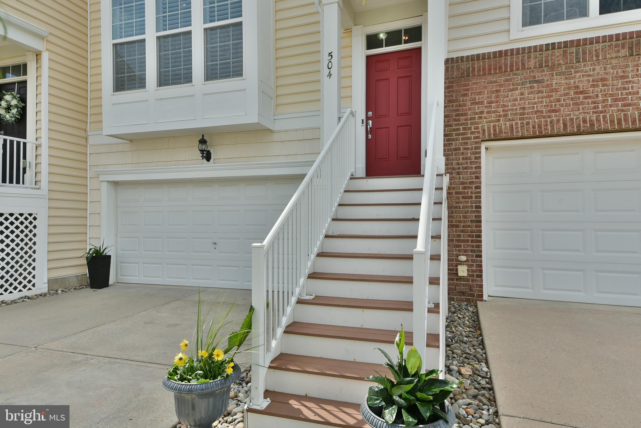 MONTGOMERY POINTE - Residential