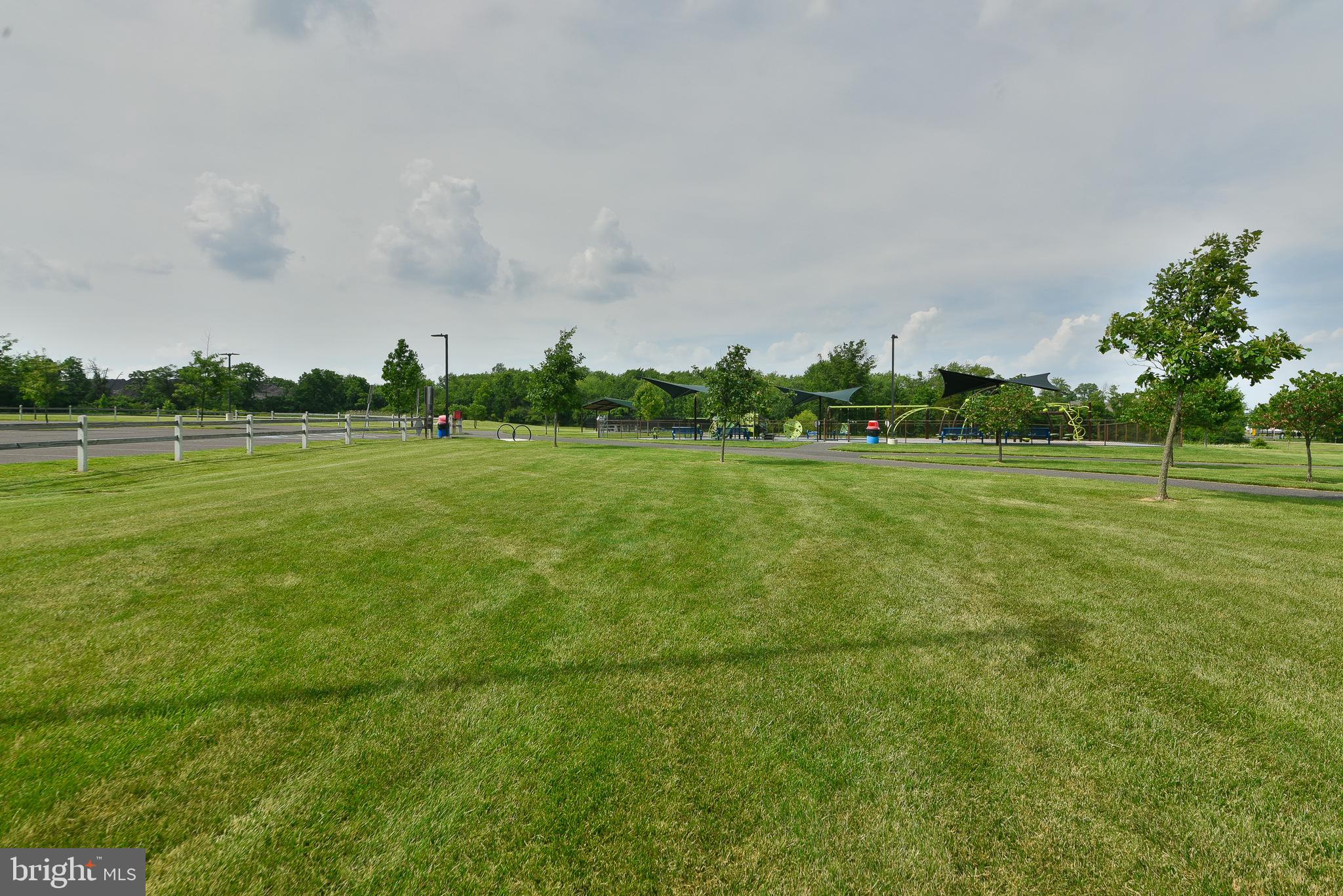MONTGOMERY POINTE - Residential