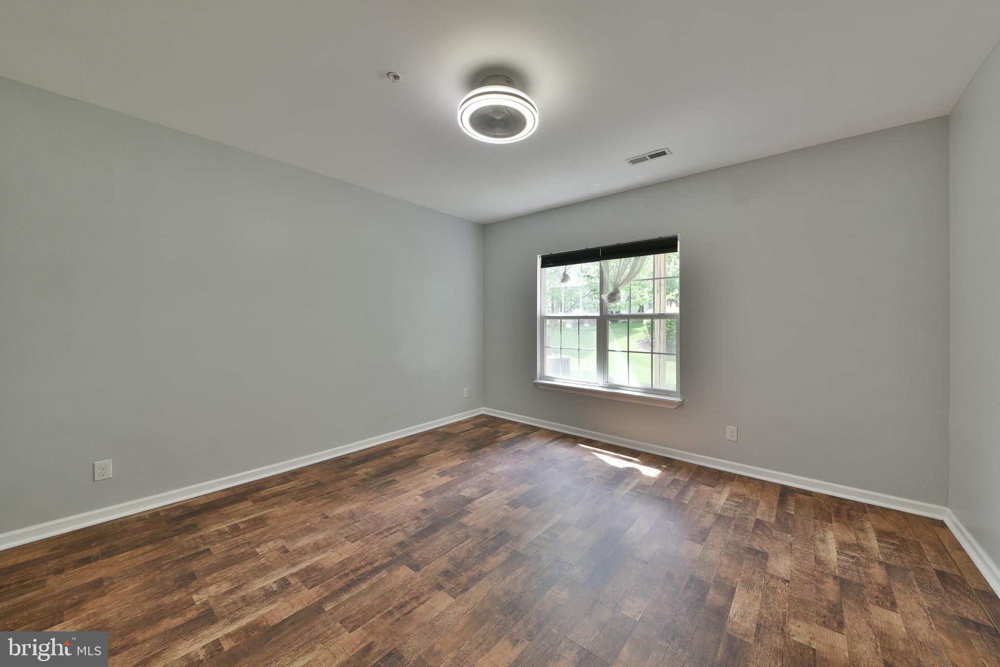 MONTGOMERY POINTE - Residential