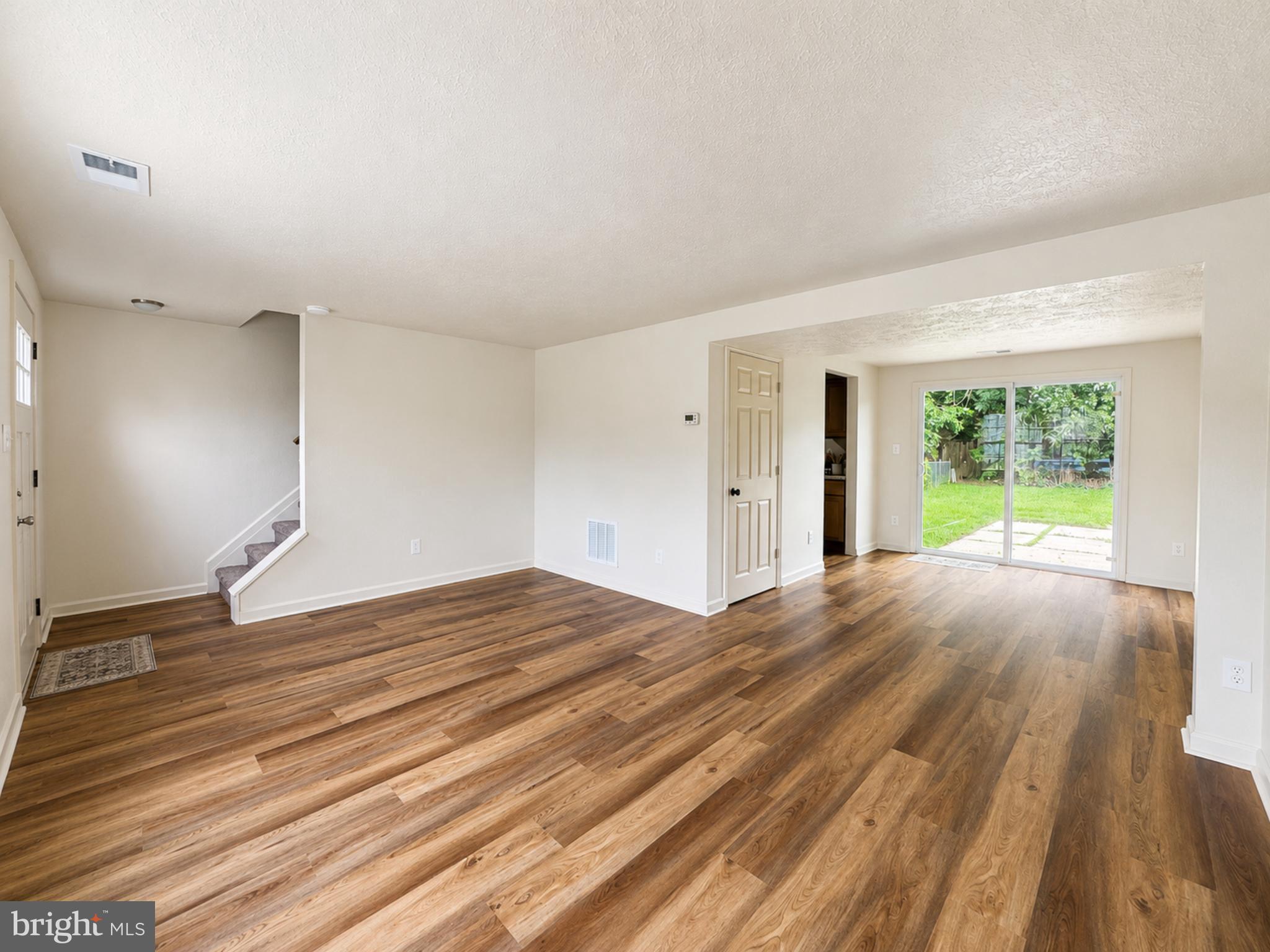 ELKTON TOWNHOUSES - Residential