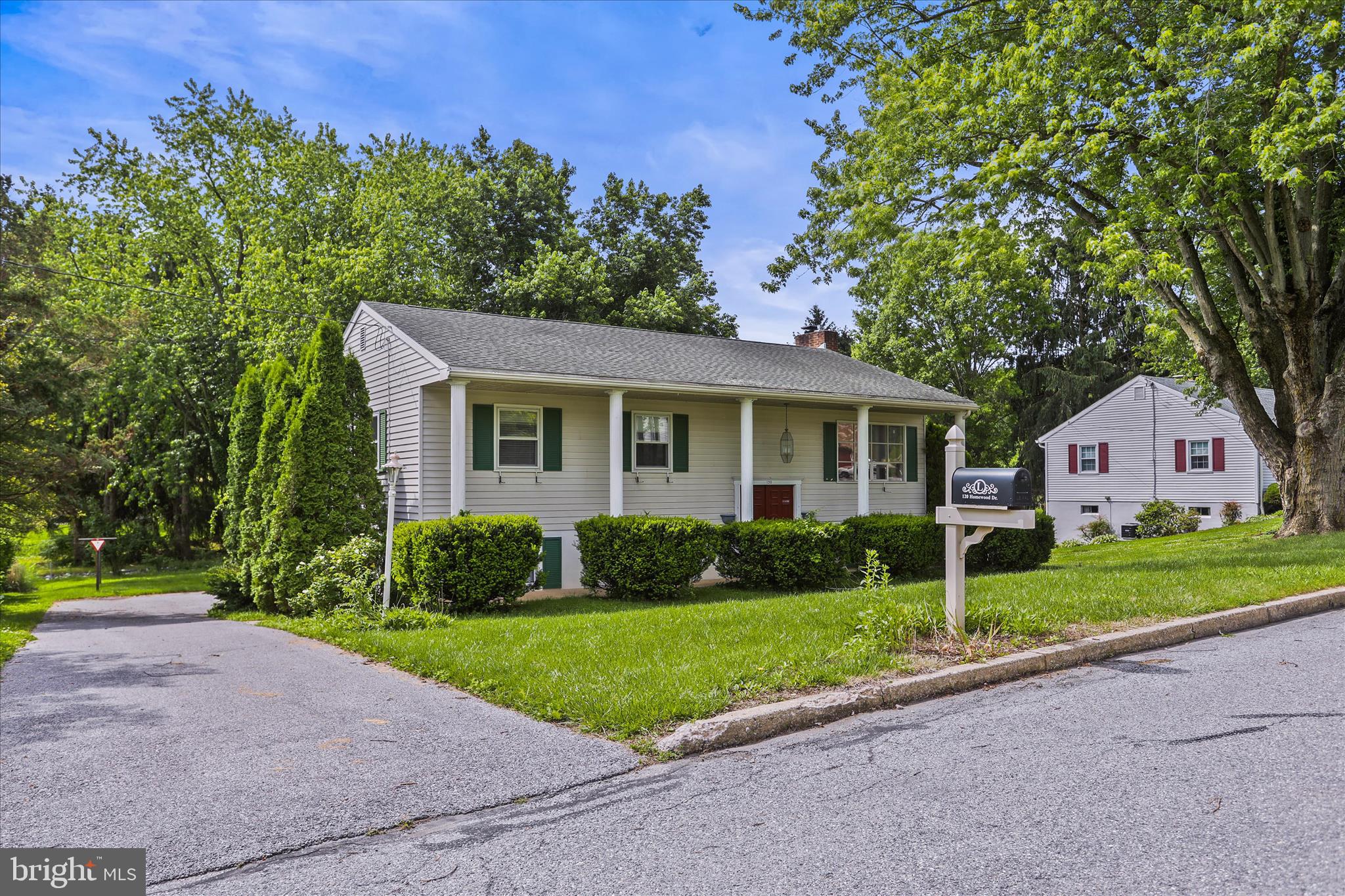 HOMELAND GARDENS - Residential