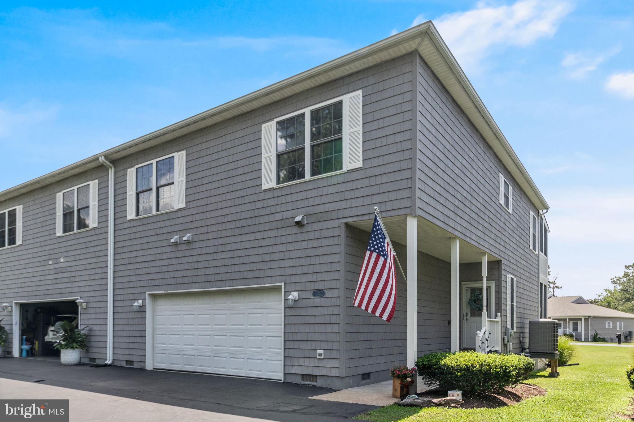 POTOMAC BEACH - Residential