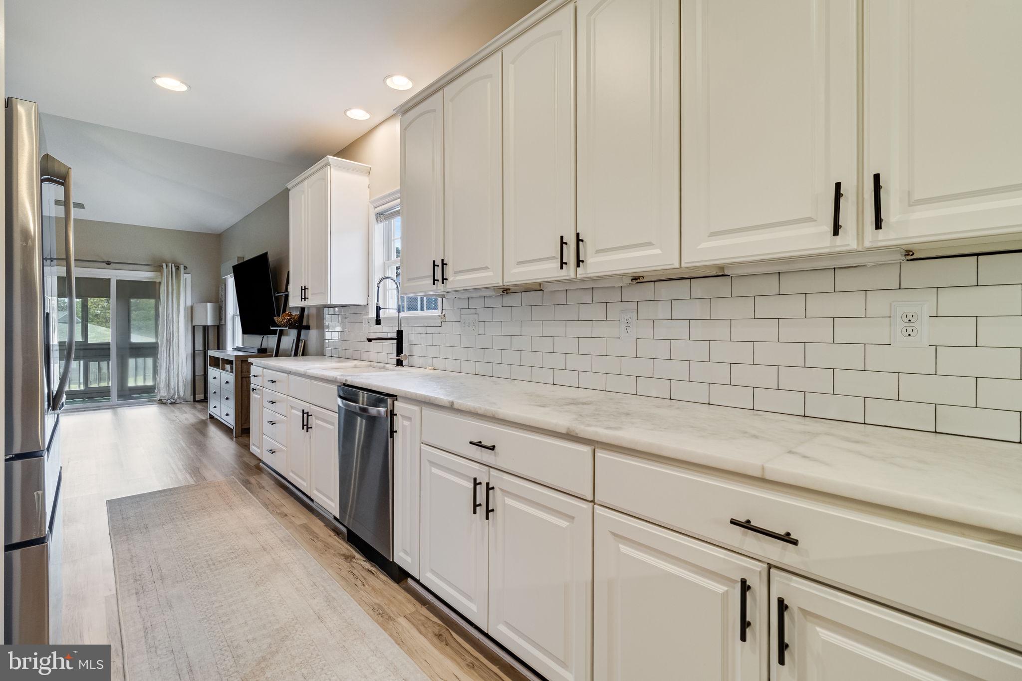 POTOMAC BEACH - Residential