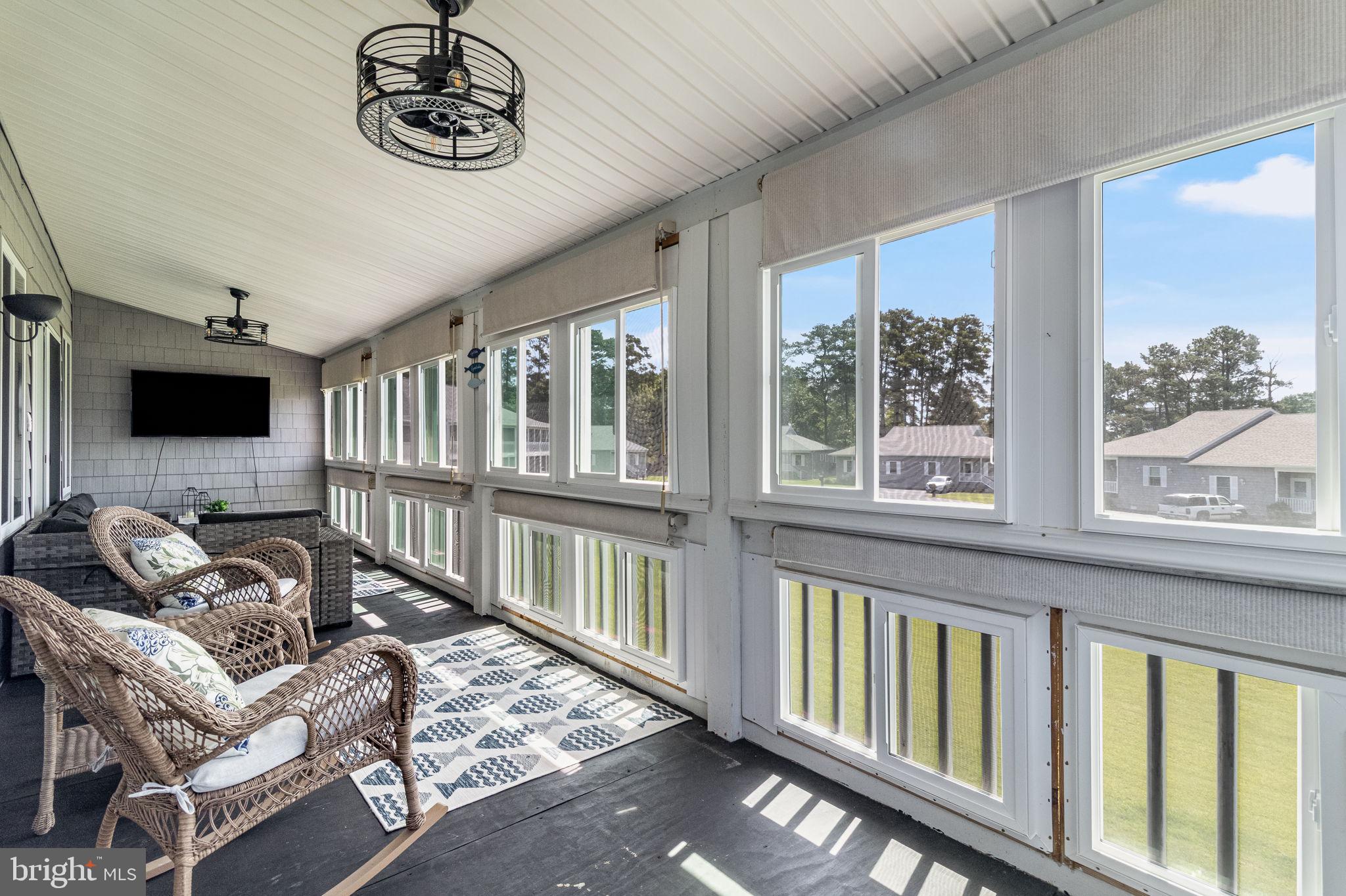 POTOMAC BEACH - Residential