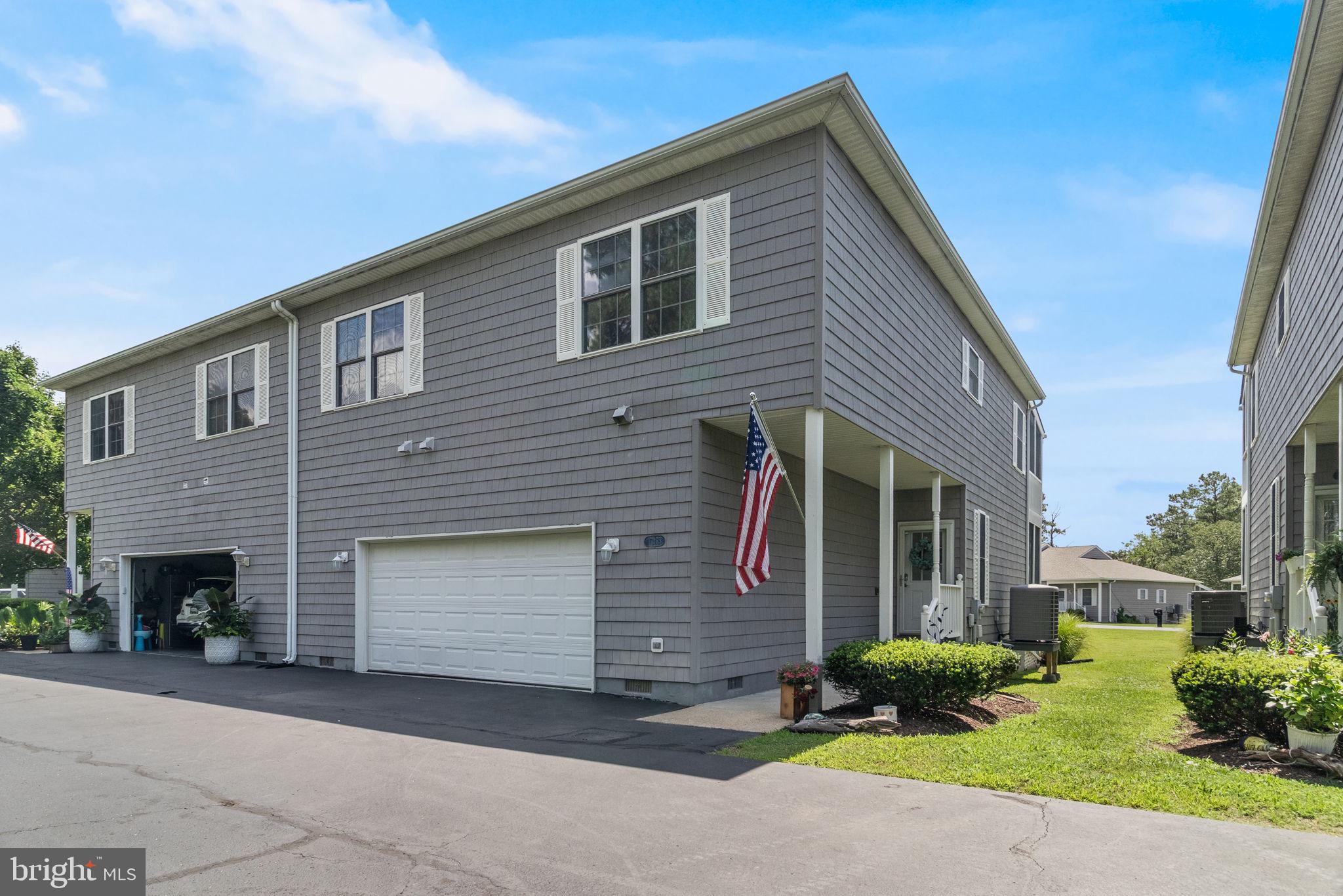 POTOMAC BEACH - Residential