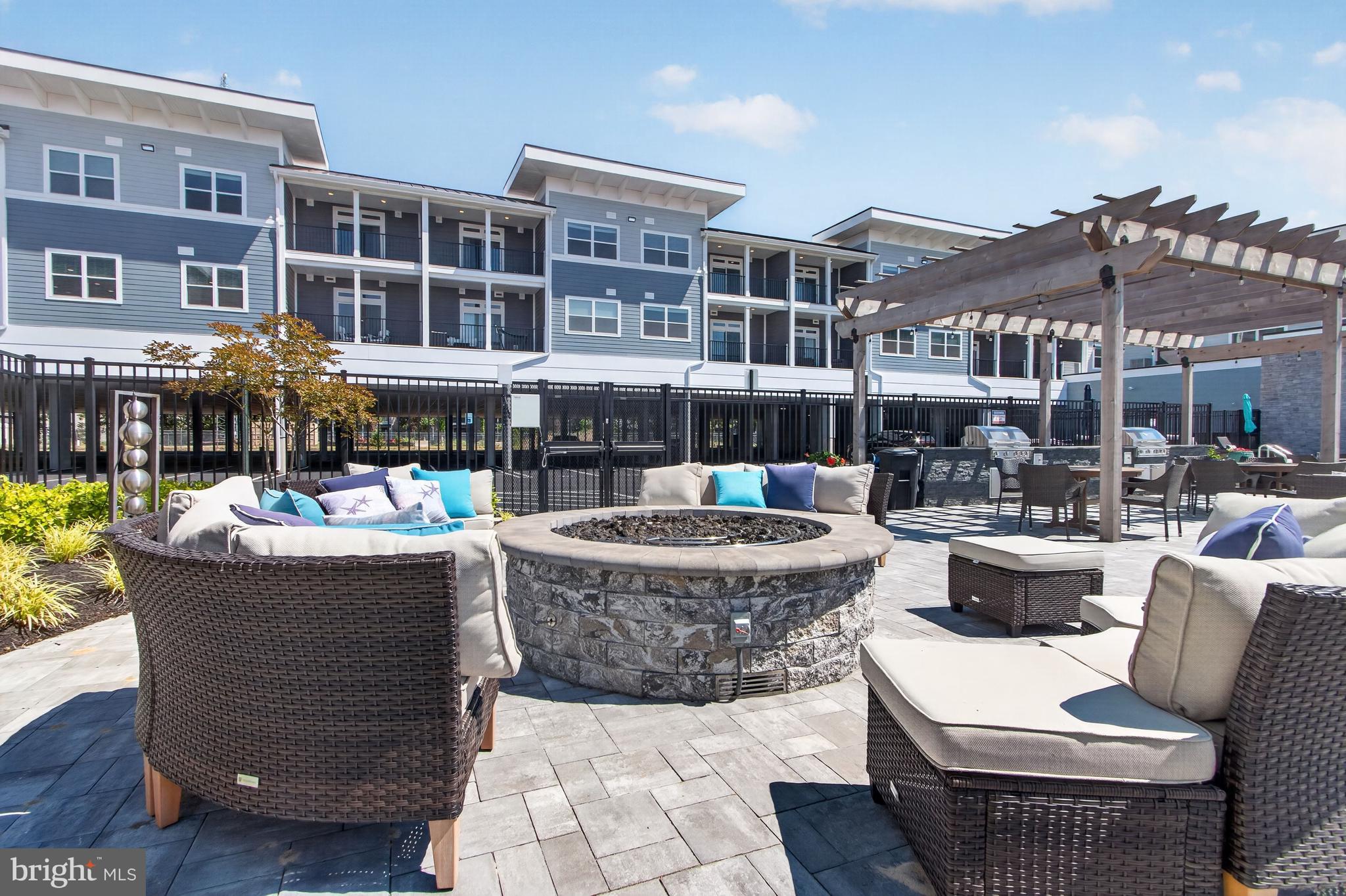 FLATS AT COASTAL STATION - Residential